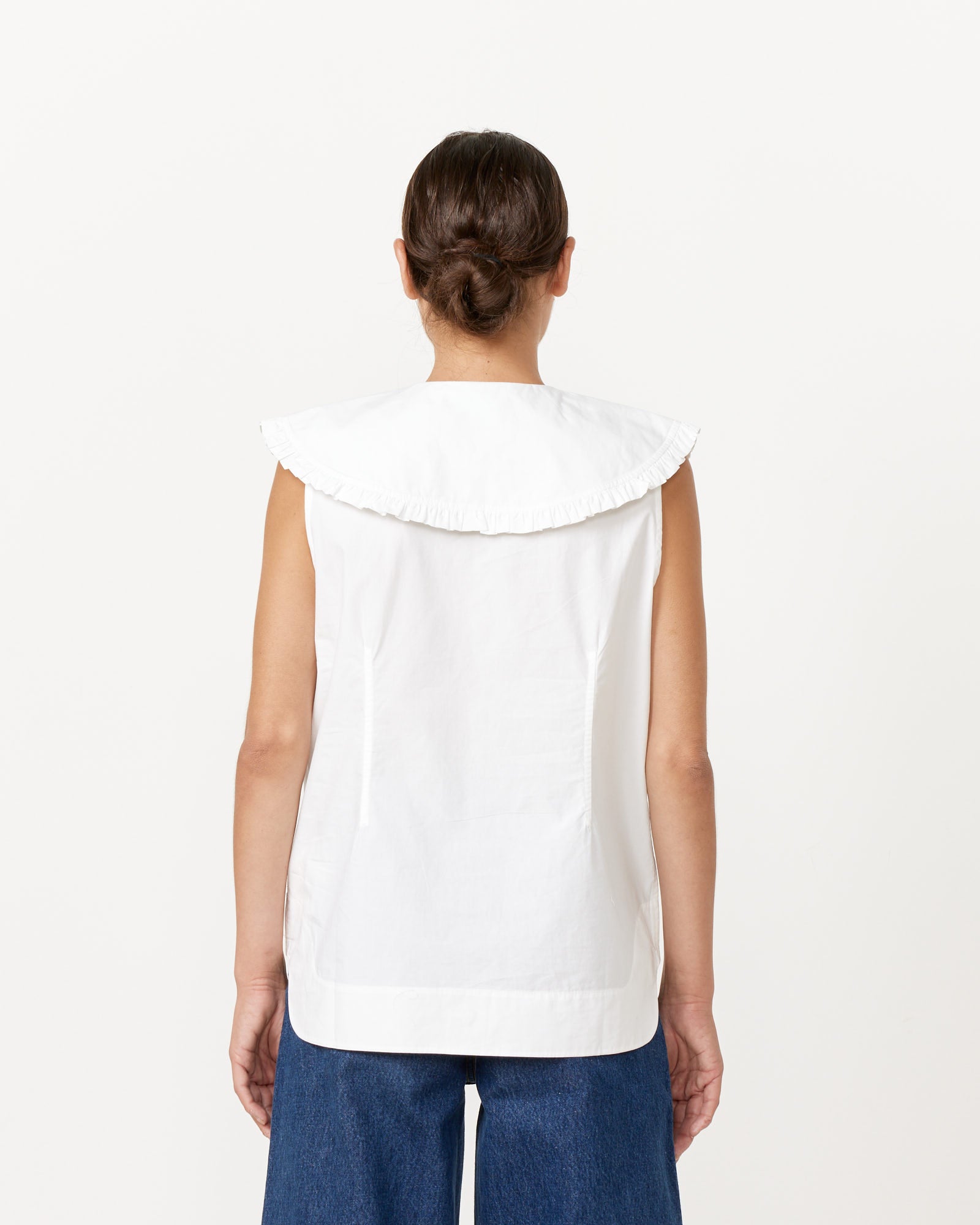 Sleeveless Shirt in Bright White