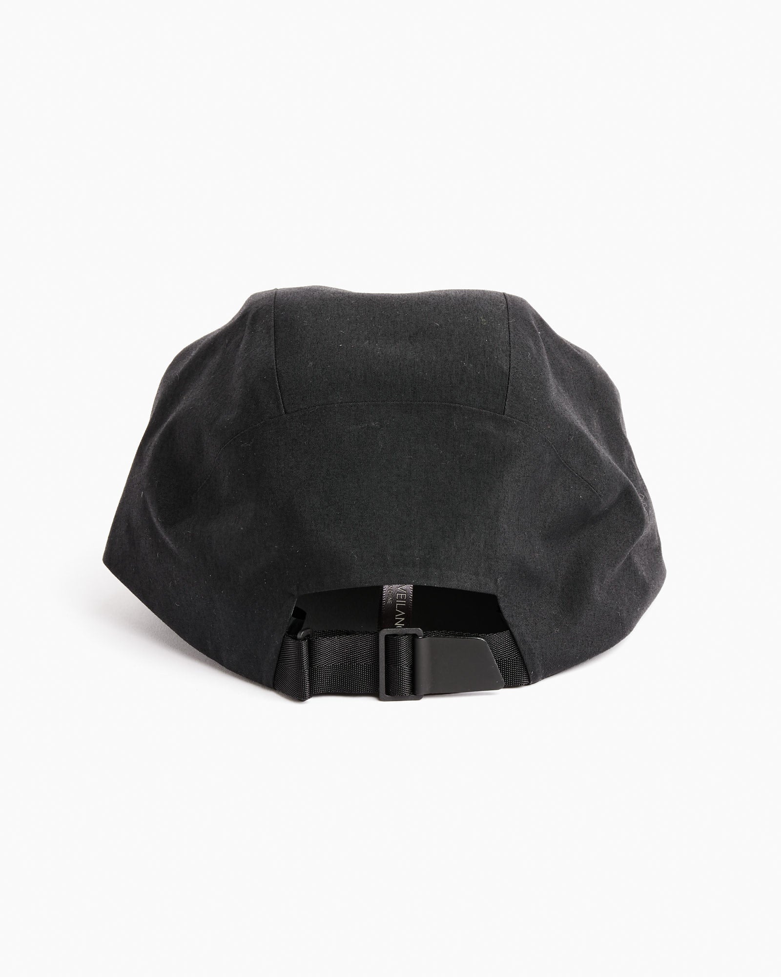 685 Stealth Cap in Black