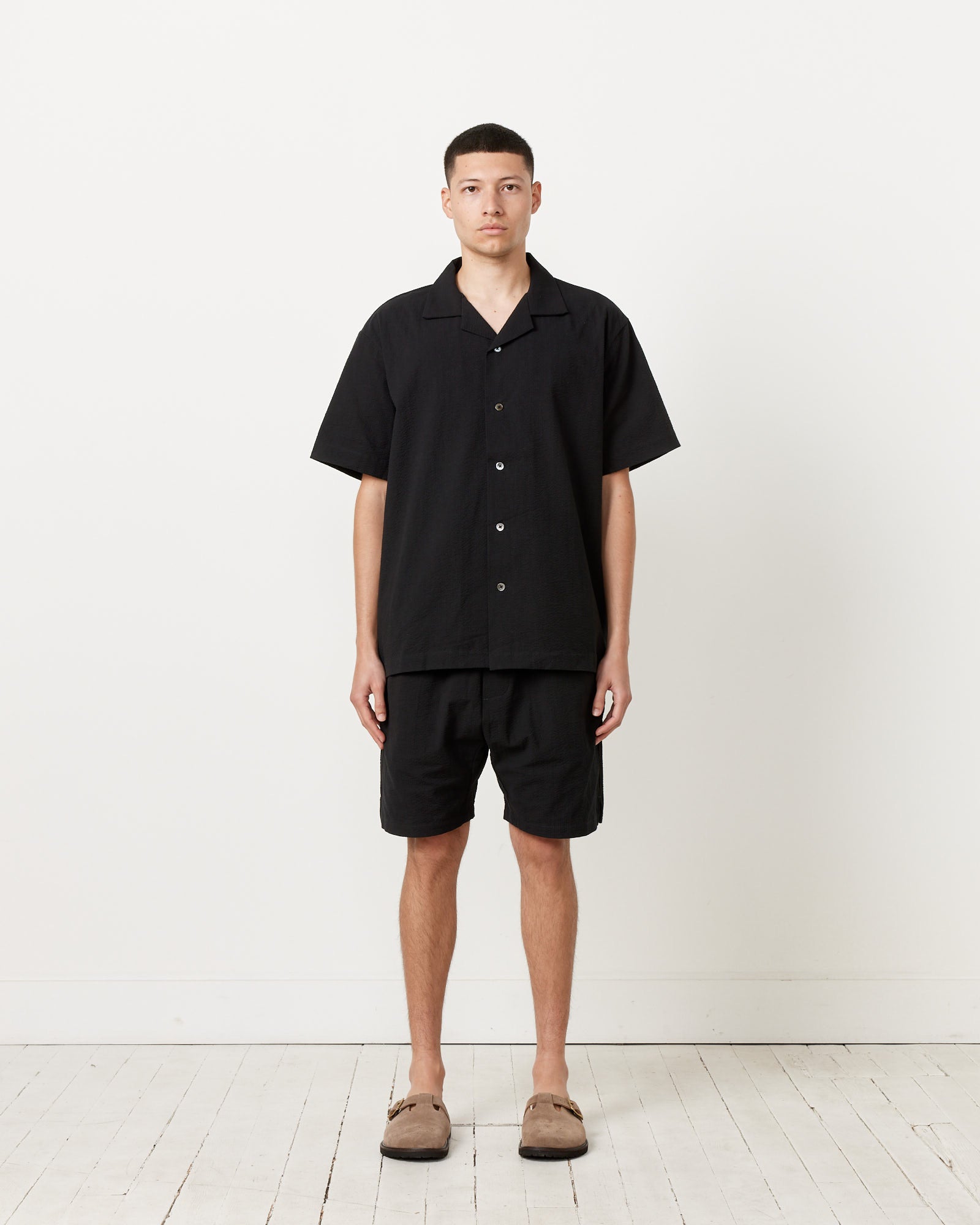 Haus Seersucker Shirt in Black