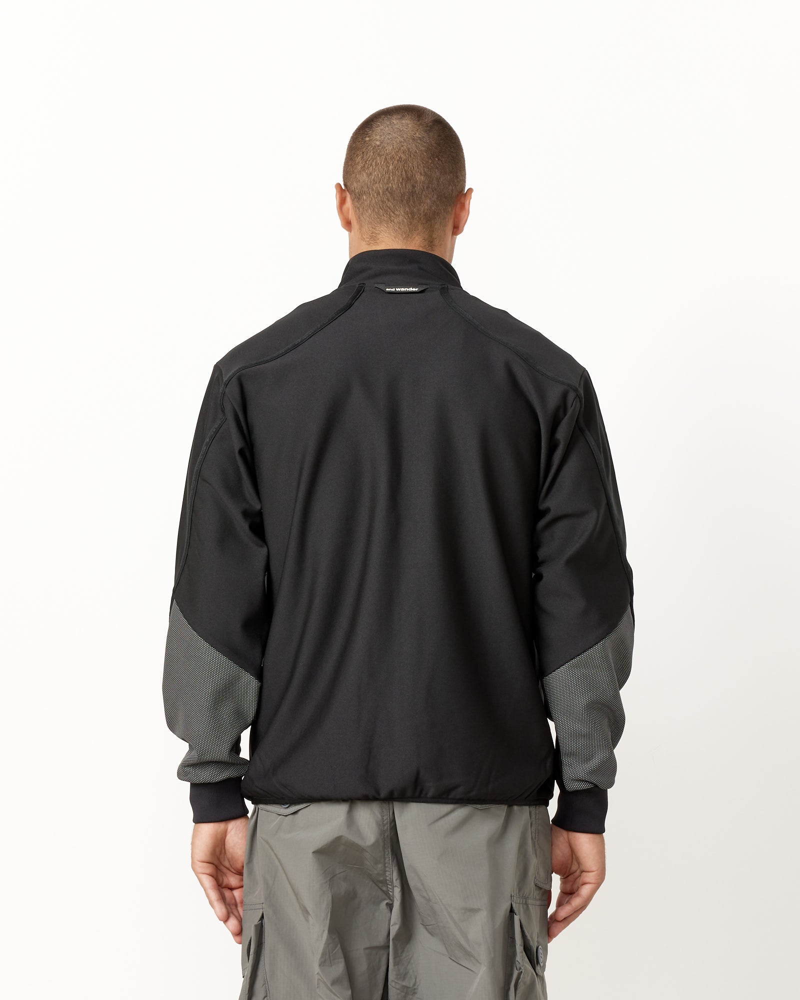 And Wander 53 Light Fleece Jacket - Black / M (254291)