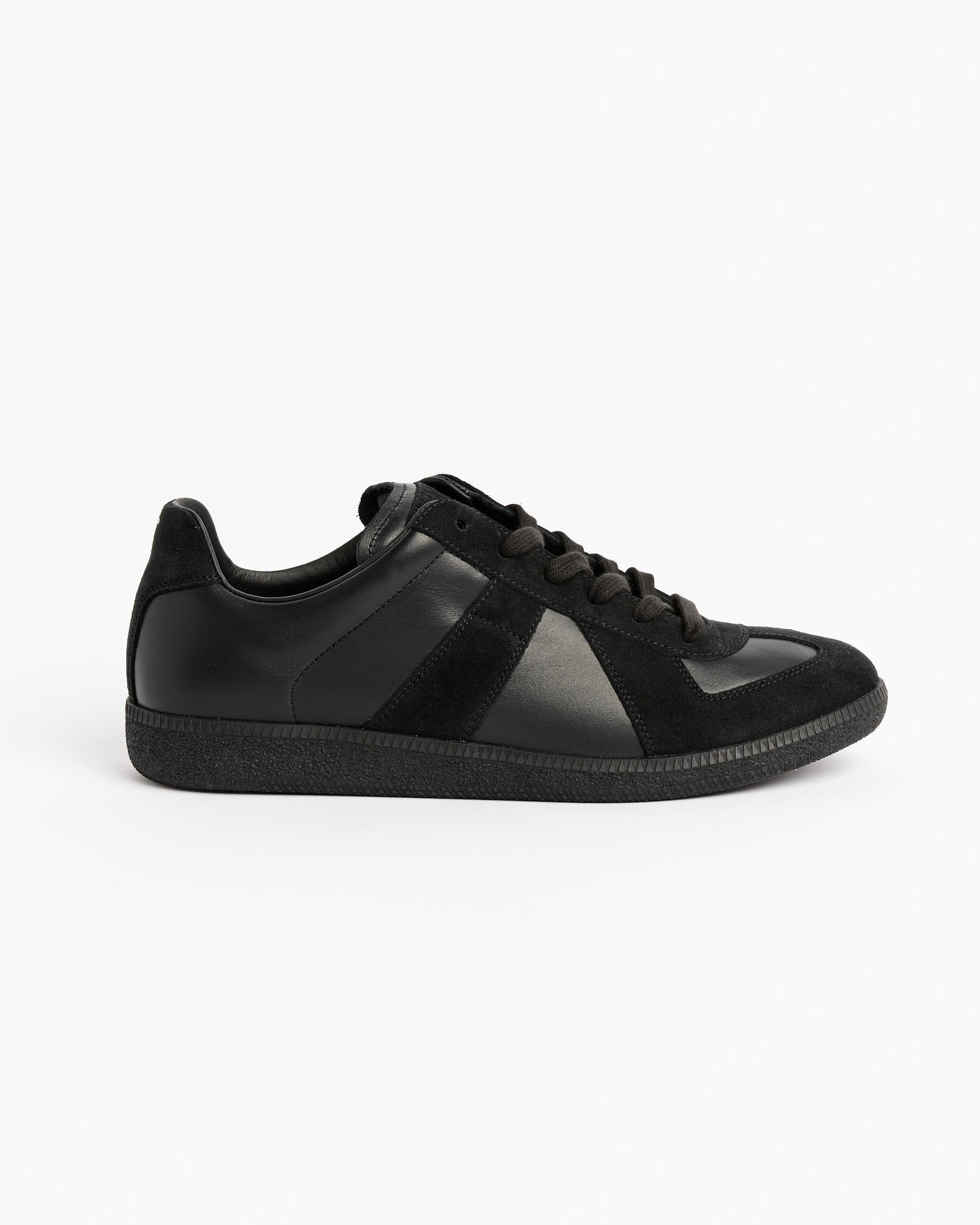 Replica Sneakers in Black - Black / 44 (255896)