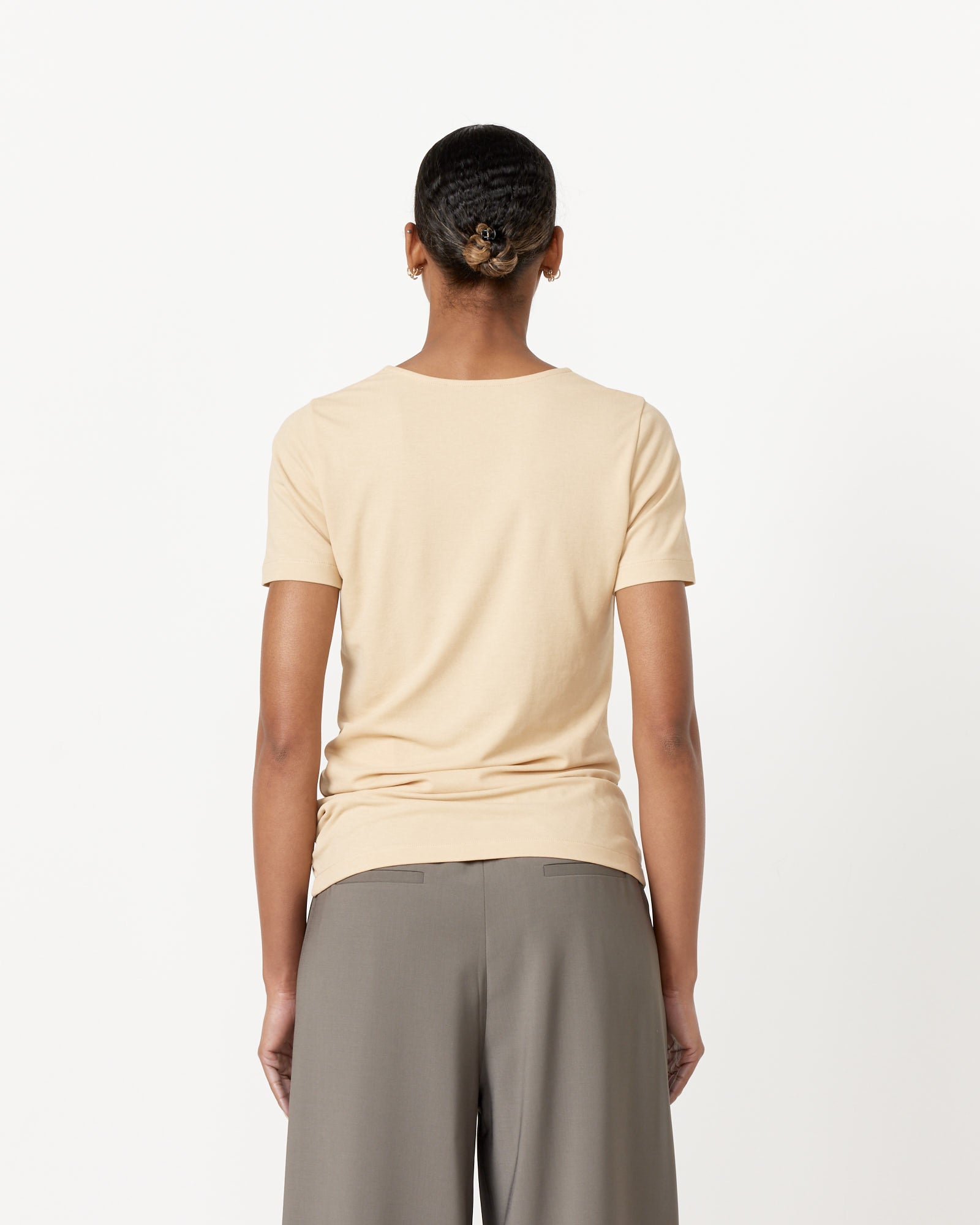 Lemaire Twisted T-Shirt Soft Sand - Soft Sand / XS (256519)