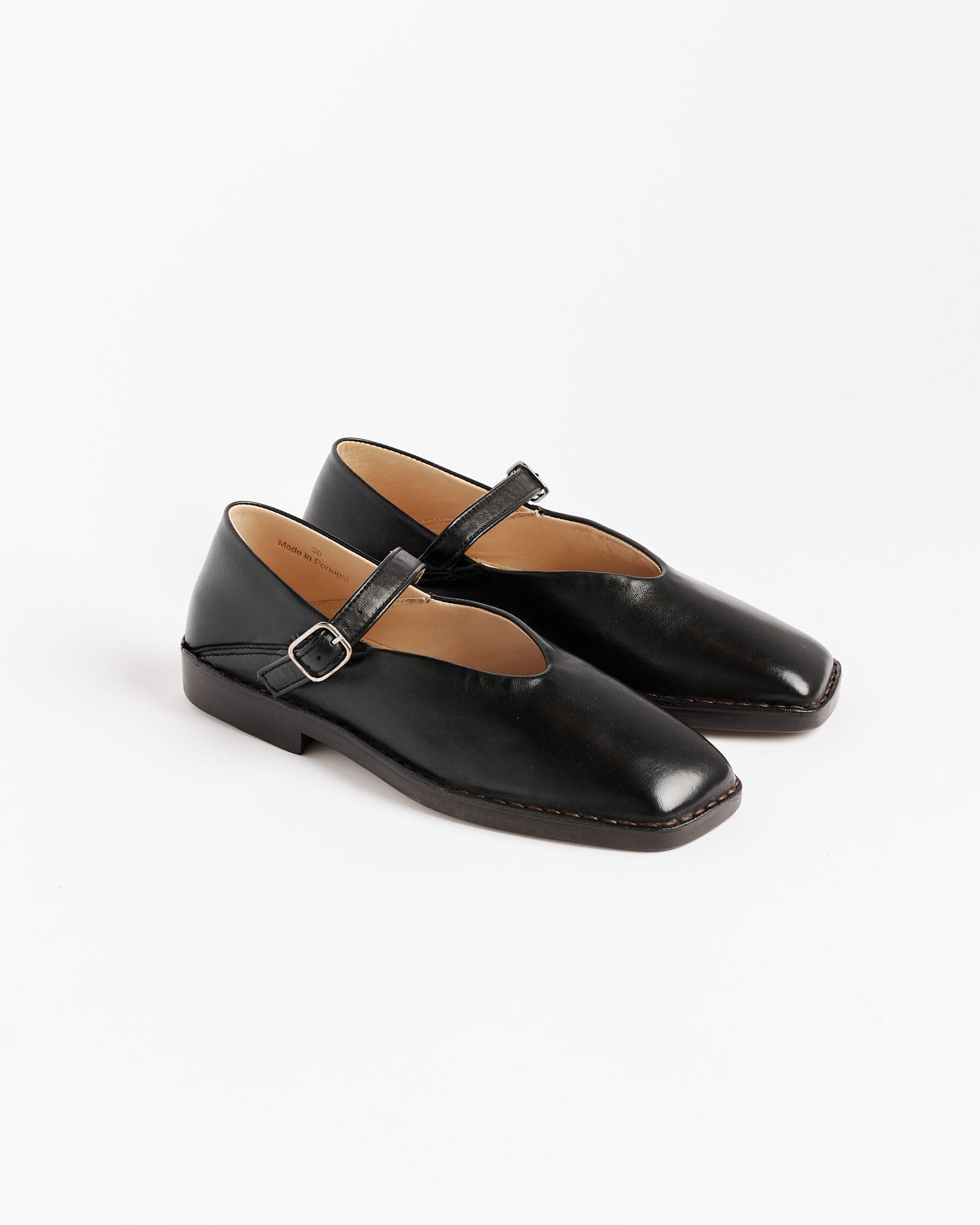 Ballerina Shoe in Black - Black / 36 (256534)