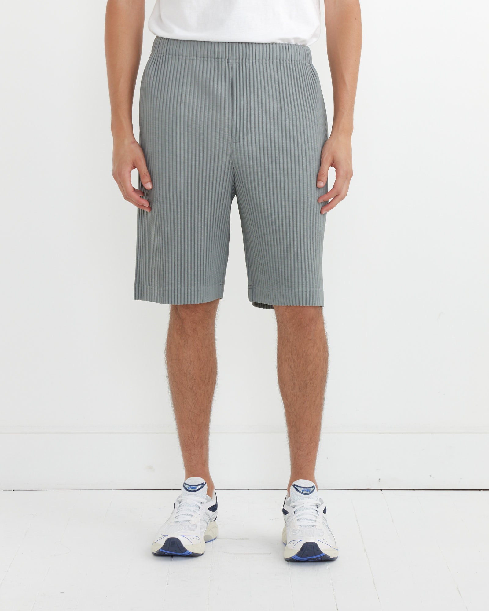 MC May Shorts in Warm Grey