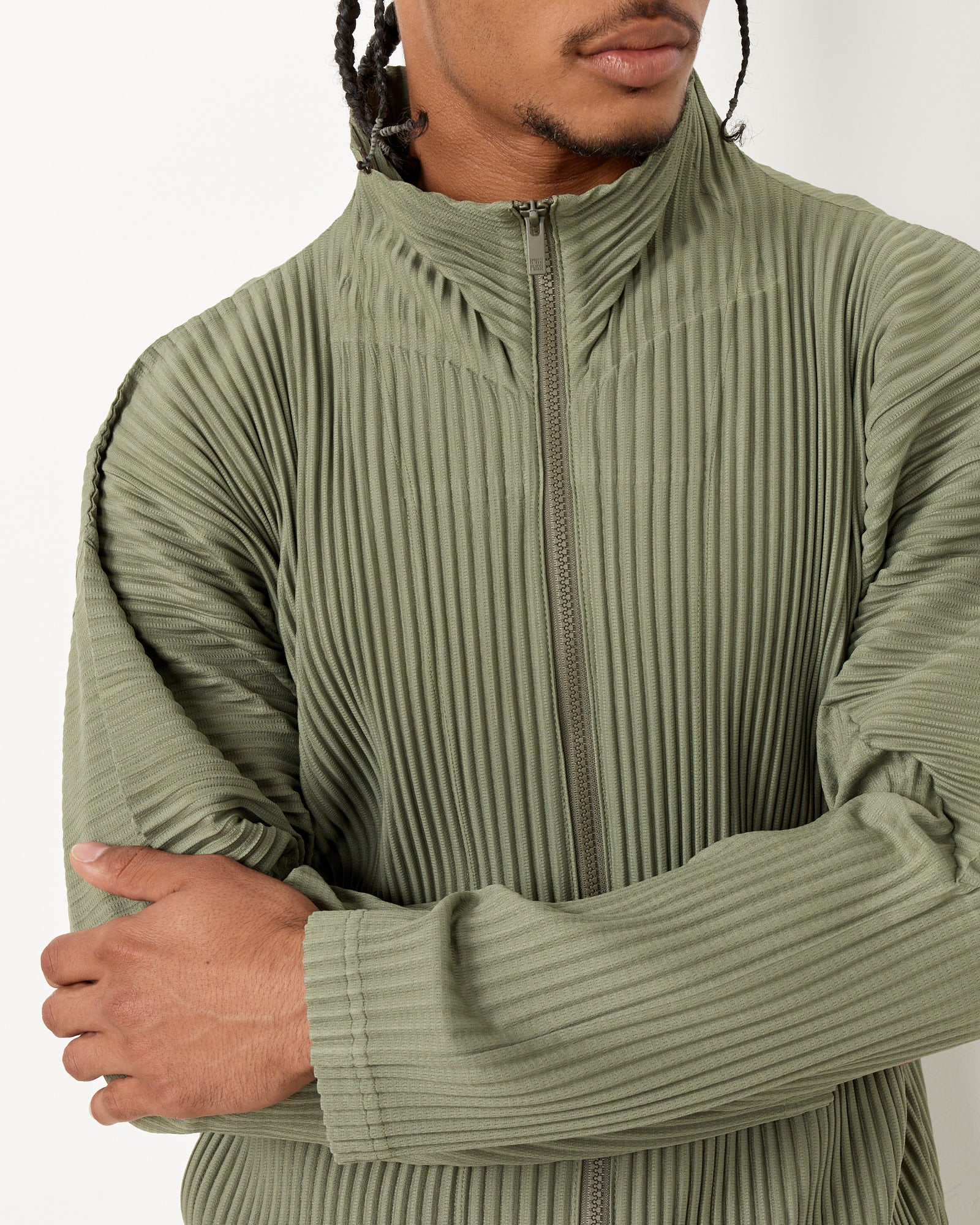 Color Pleats Jacket in Sage Green