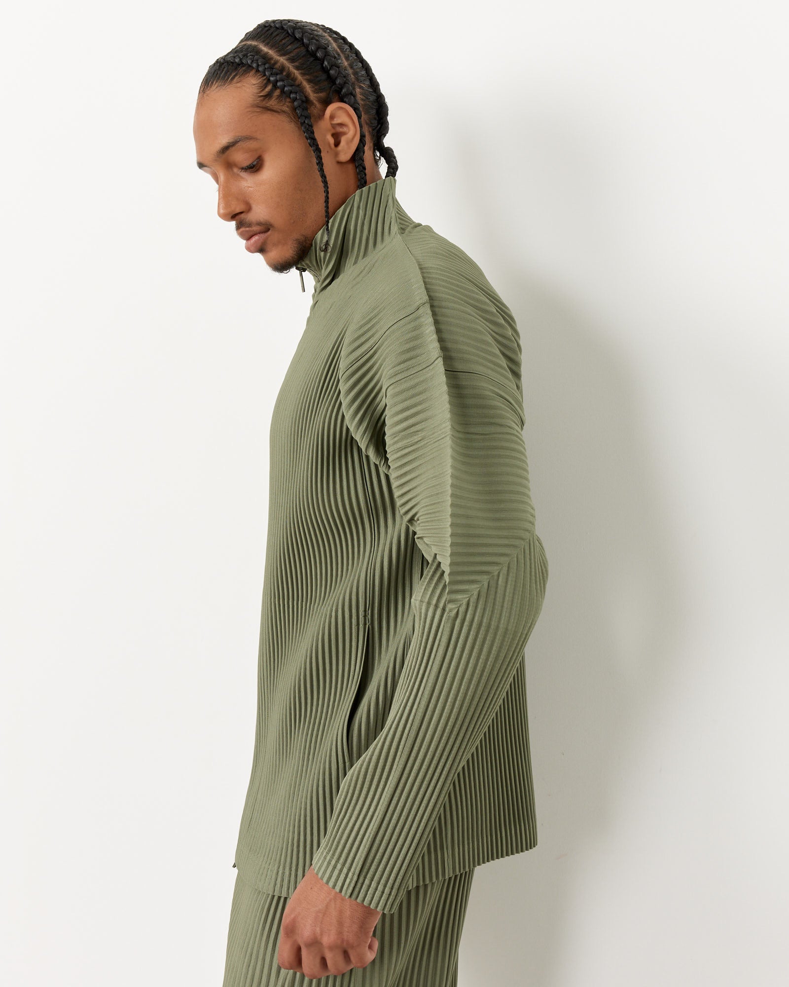 Color Pleats Jacket in Sage Green