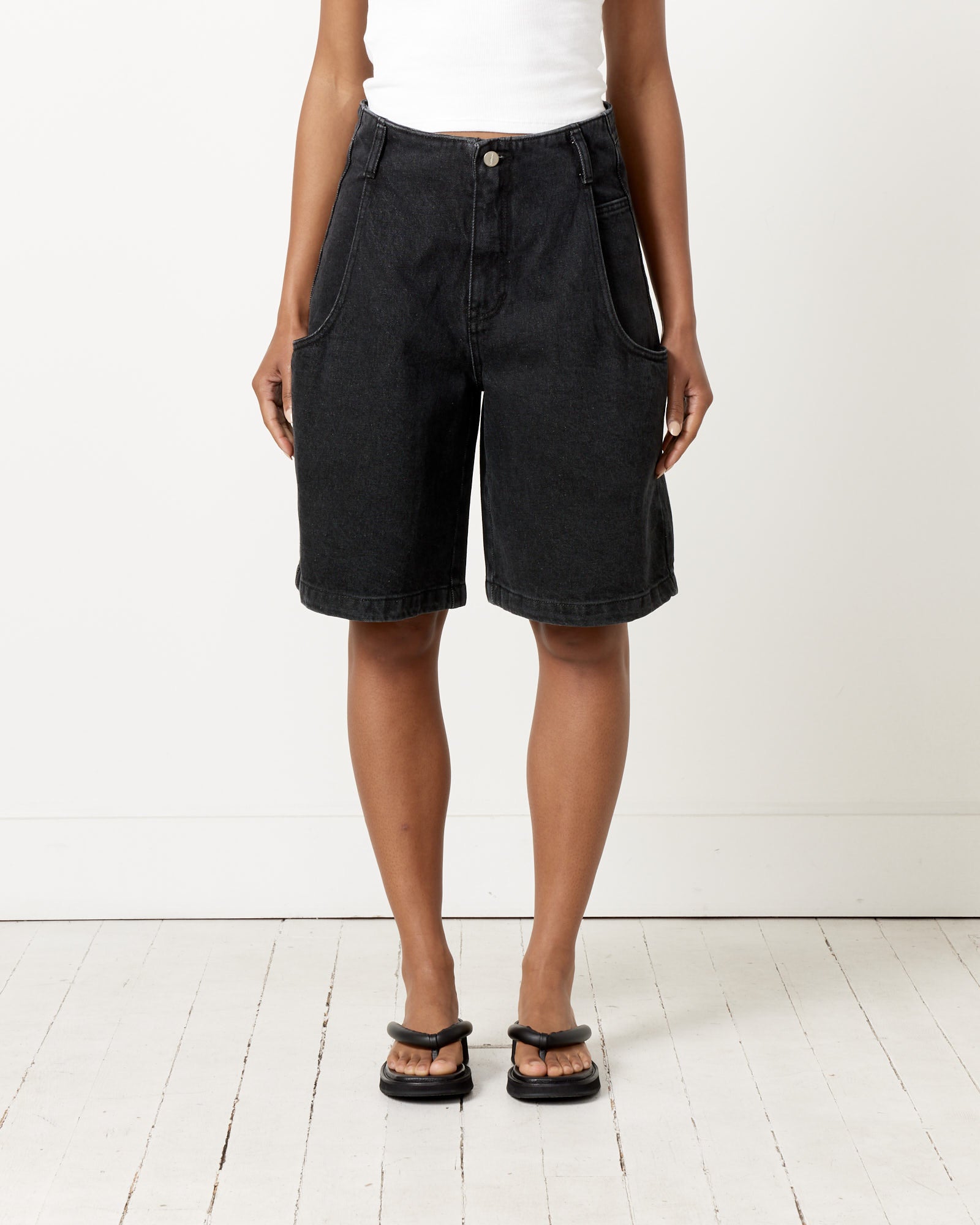 Amomento Cut-Out Pocket Denim Shorts Black - Black / 0 (257053)