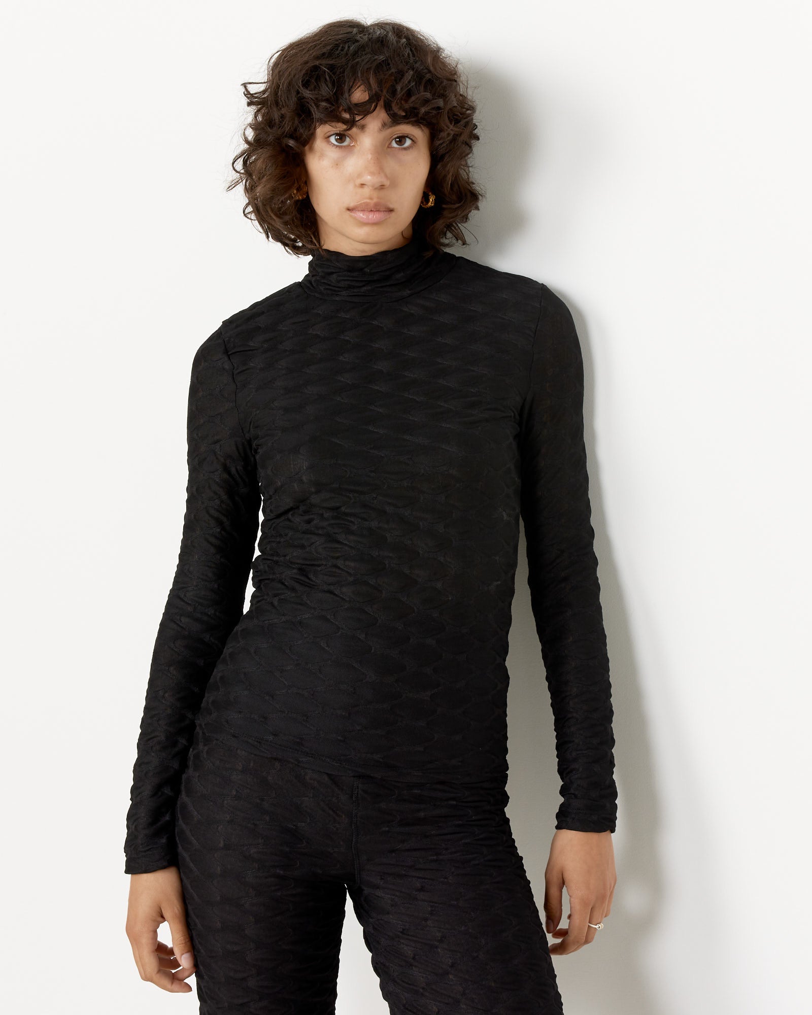 Bubble Wrap Turtleneck in Black