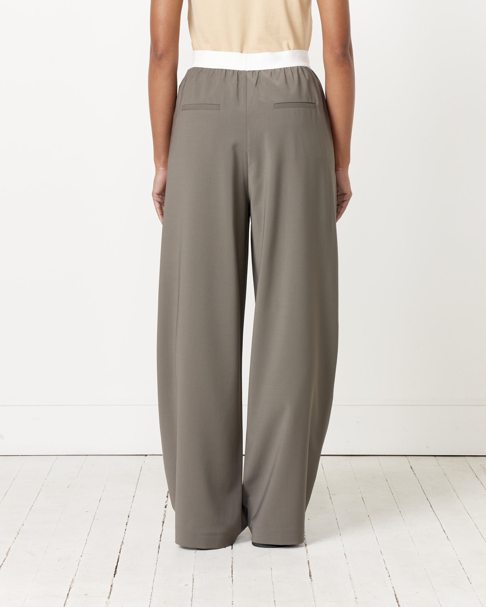 Tropical Wool Pant in Dark Stone