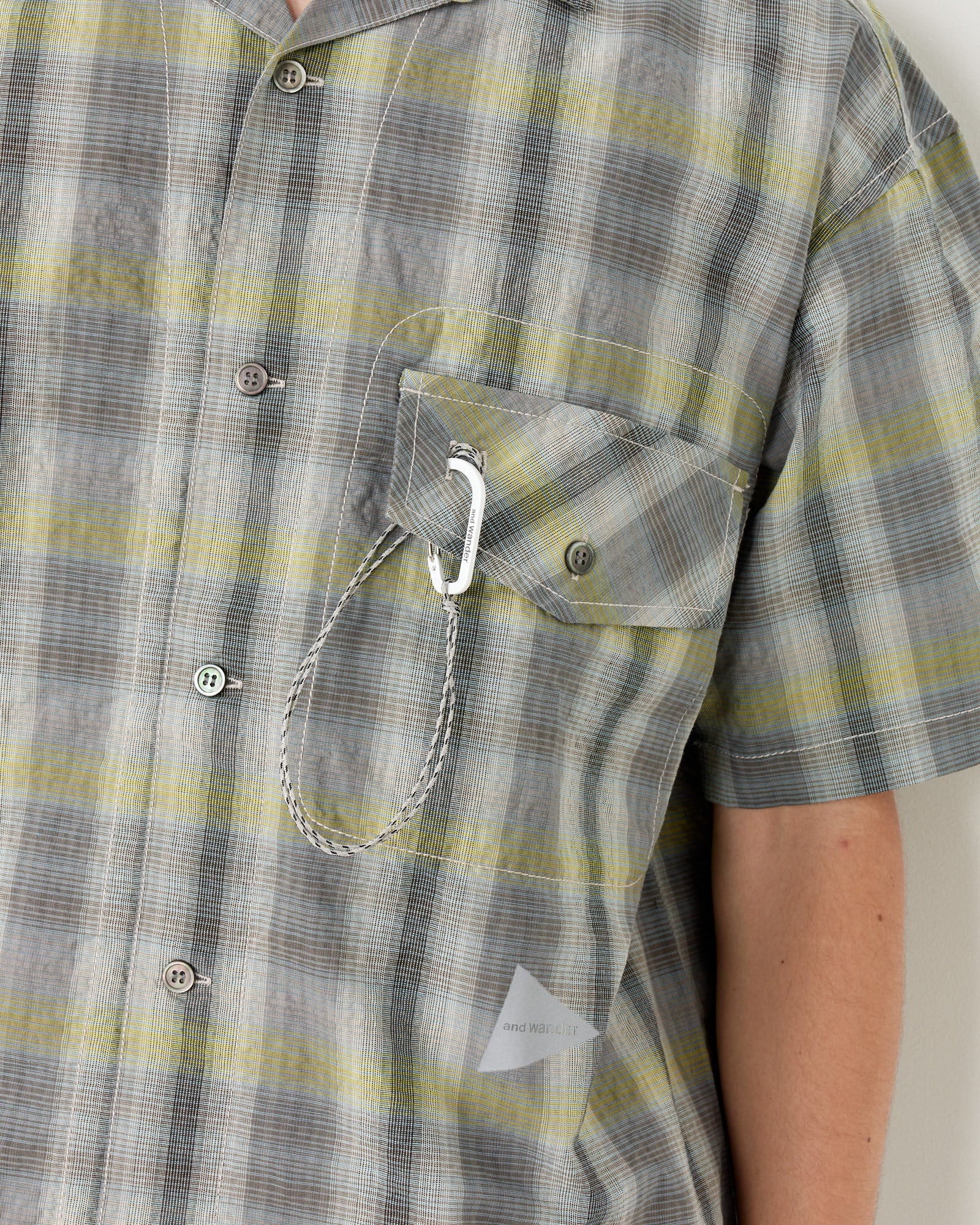 And Wander 52 Dry Check Open S/S Shirt Grey - Grey / XL (258244)