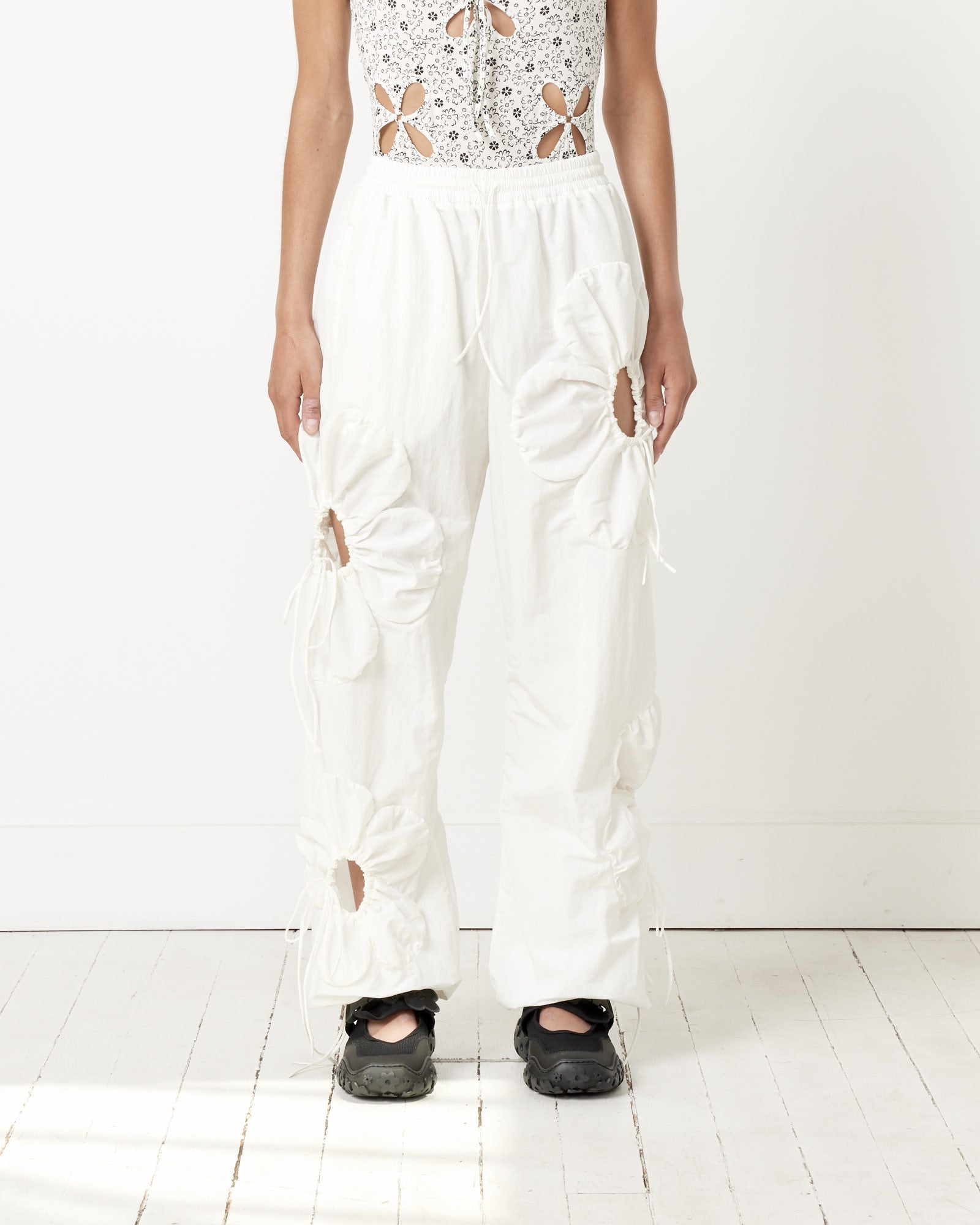 J. Kim Flower Pants White - White / S (259159)