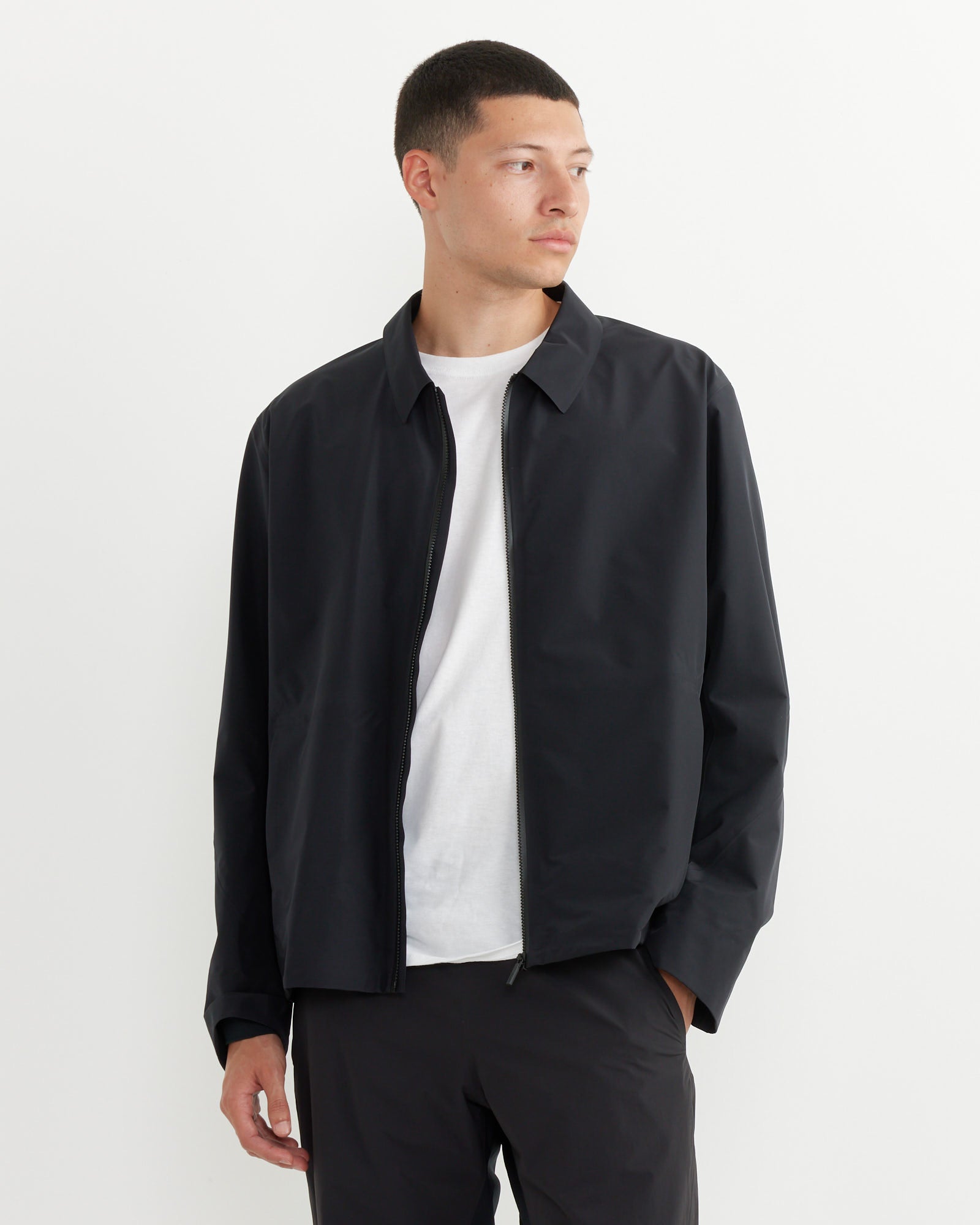 Centroid Jacket in Black