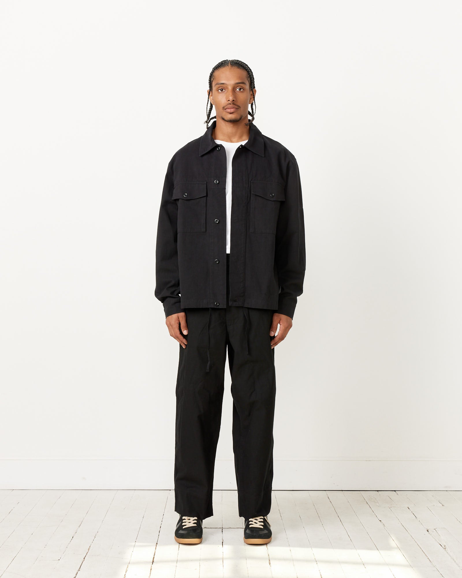 Drawcord Jacket in Black