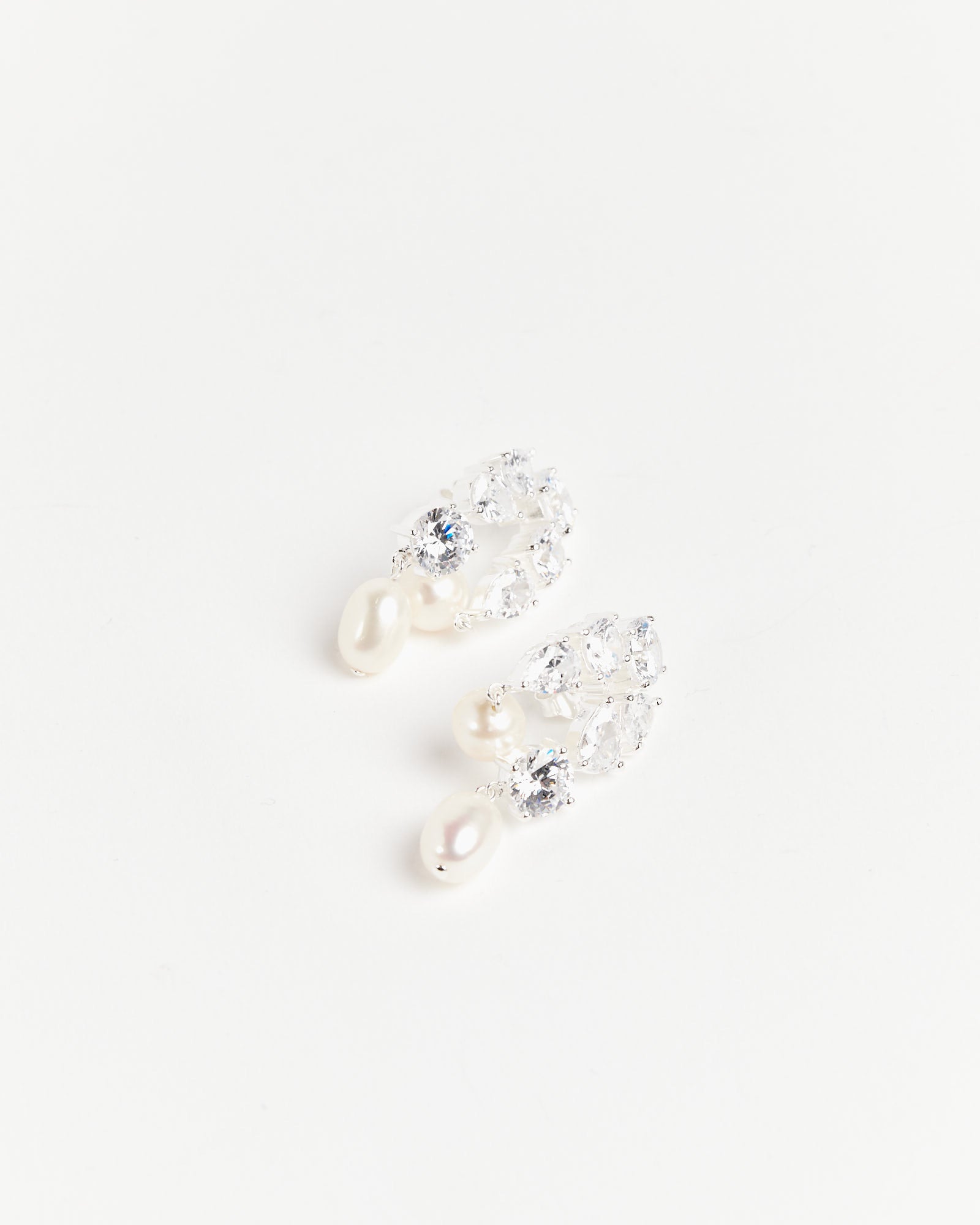 Cascading Pearls/Zirconia Earrings - Default Title (260062)