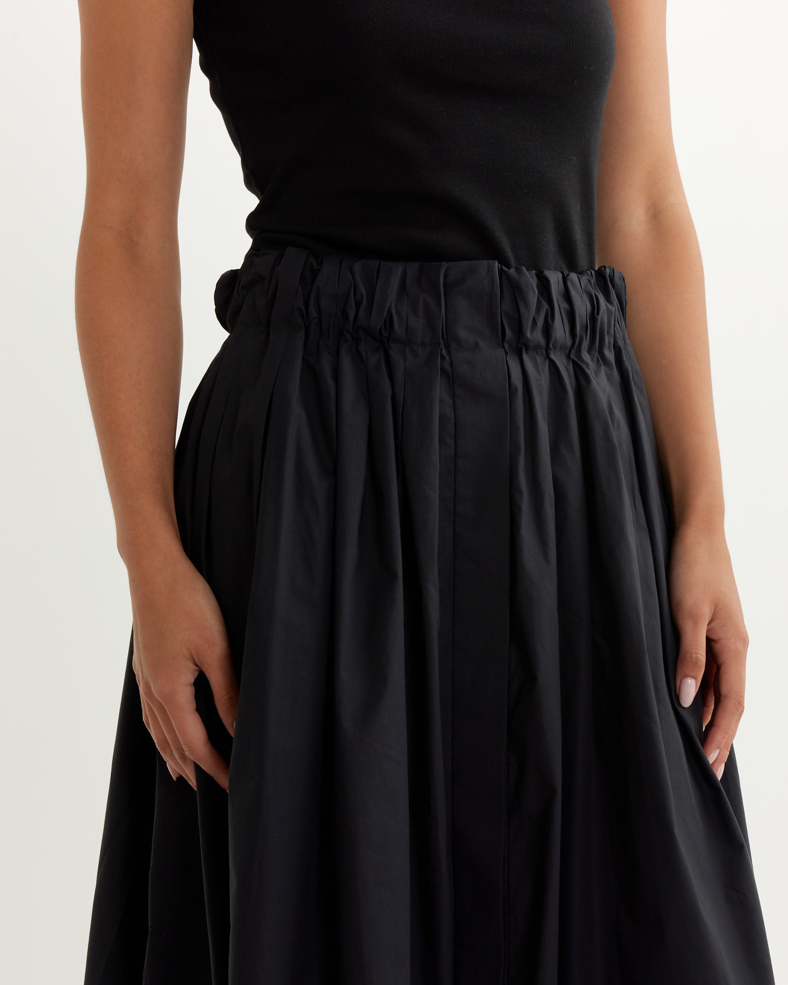 Hill Skirt in Black