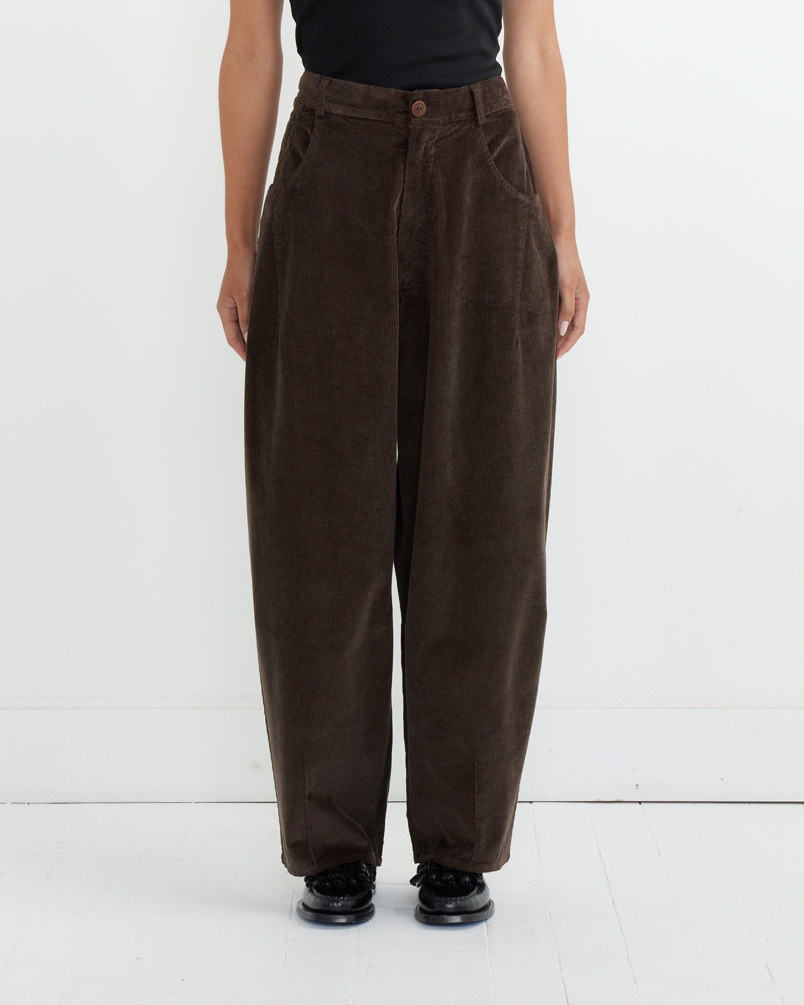 Corduroy Baggy Pant in Brown