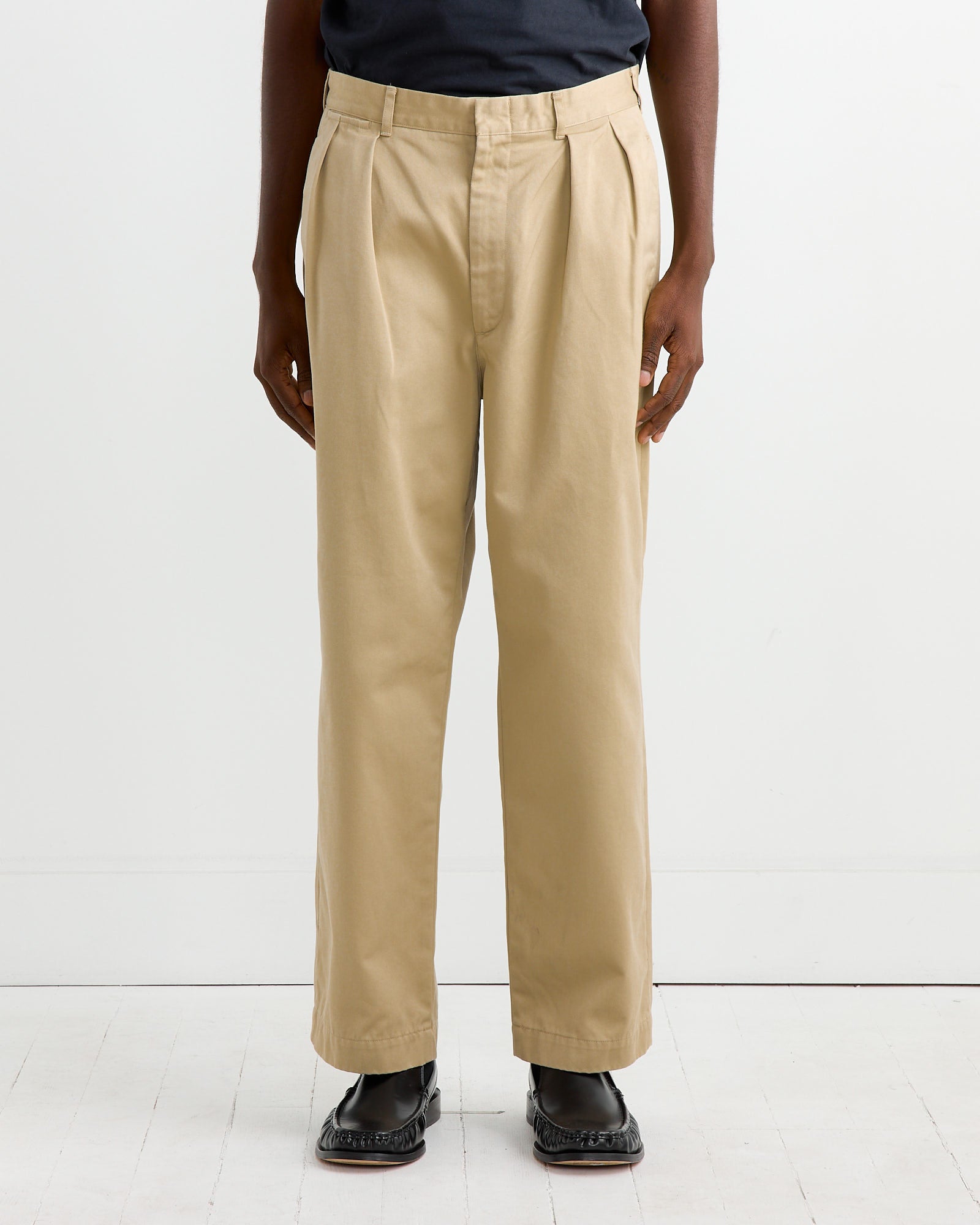 Nanamica Double Pleat Chino Pant Khaki - Khaki / 32 (261940)