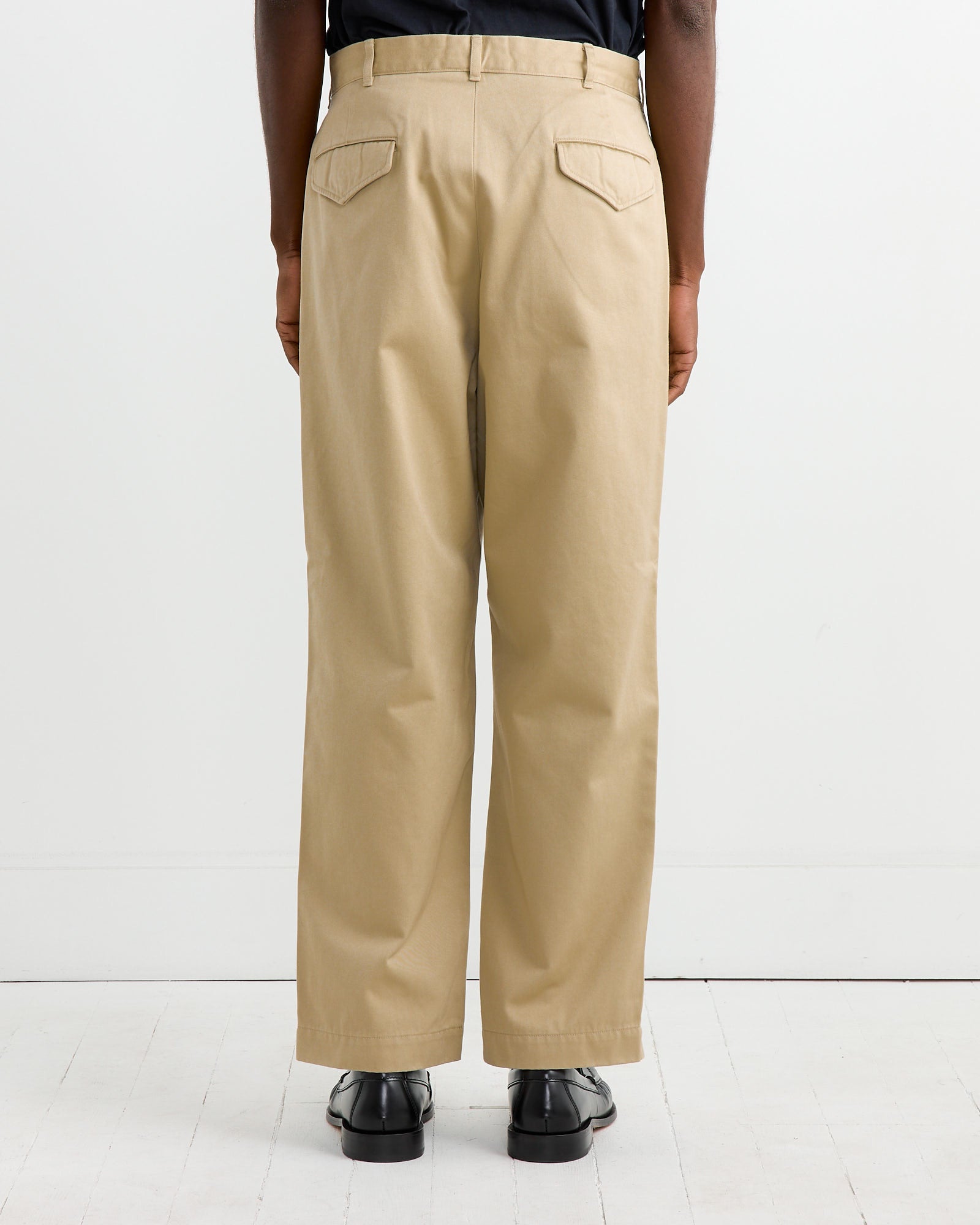 Nanamica Double Pleat Chino Pant Khaki - Khaki / 32 (261940)