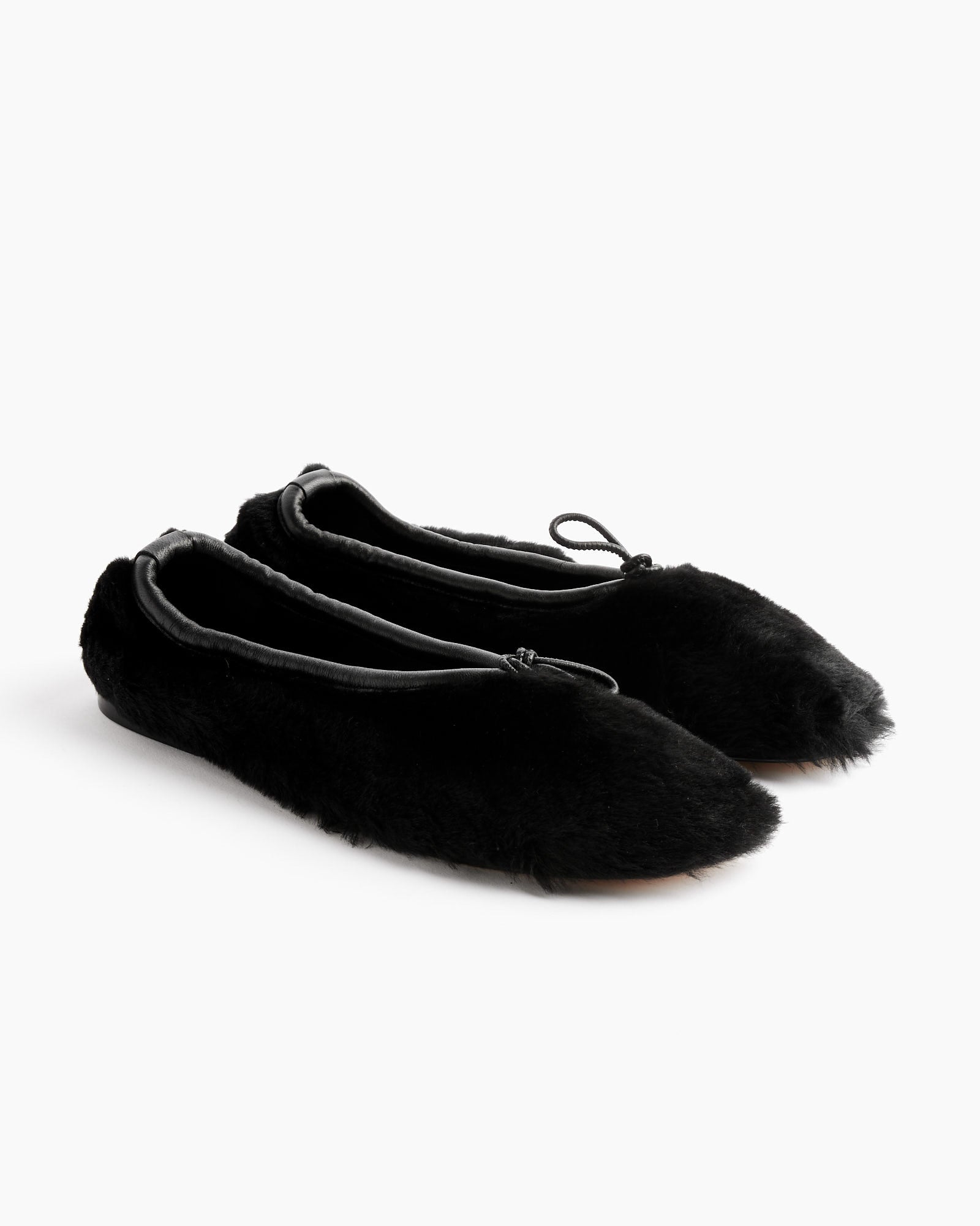 Puntera Shearling Flat in Black - Black / 38 (262025)