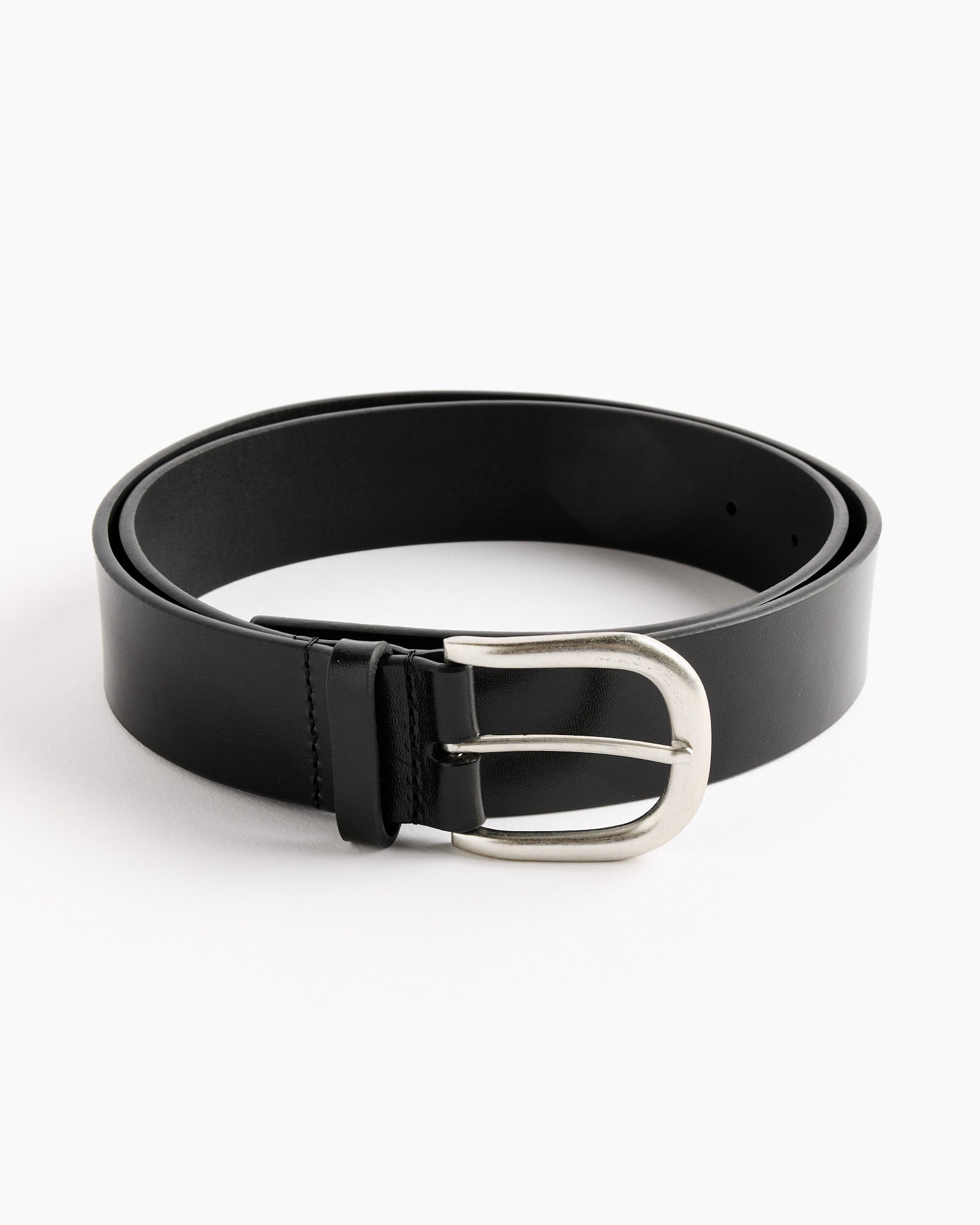 Classic Buckle Belt in Black