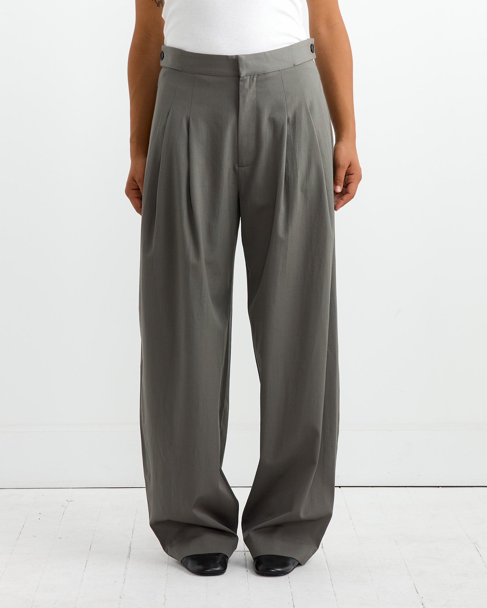 Adjustable Pant in Smokey Olive