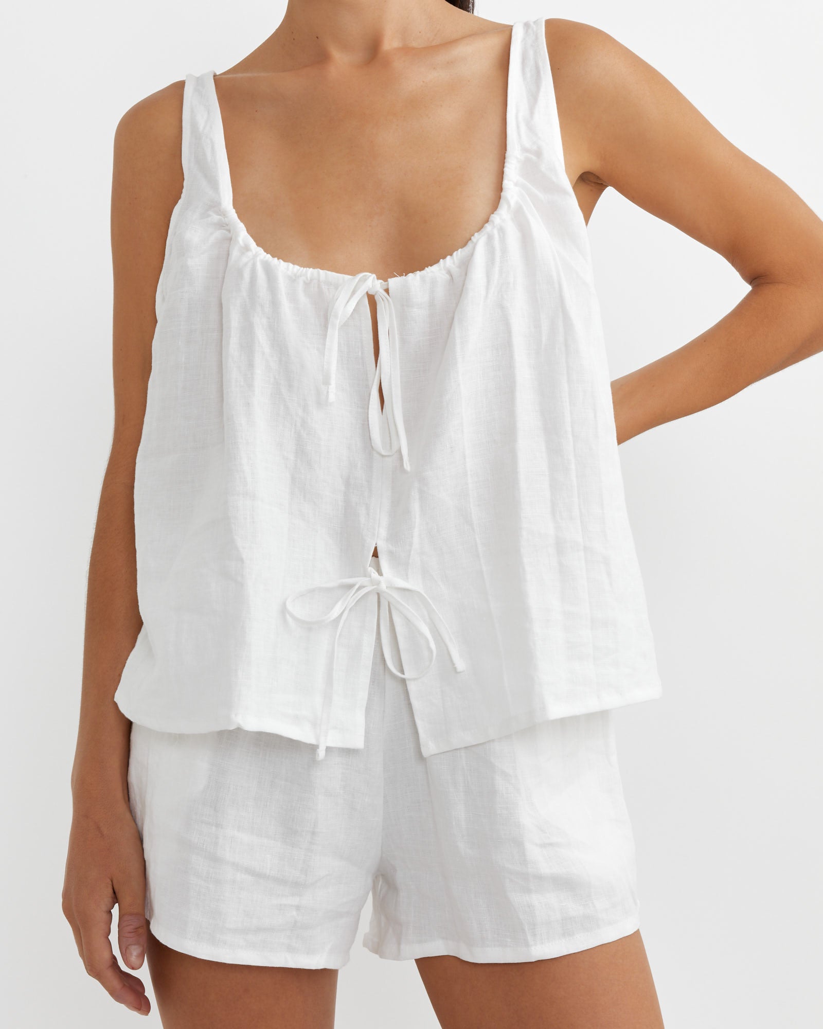 Open Linen Short in Set White