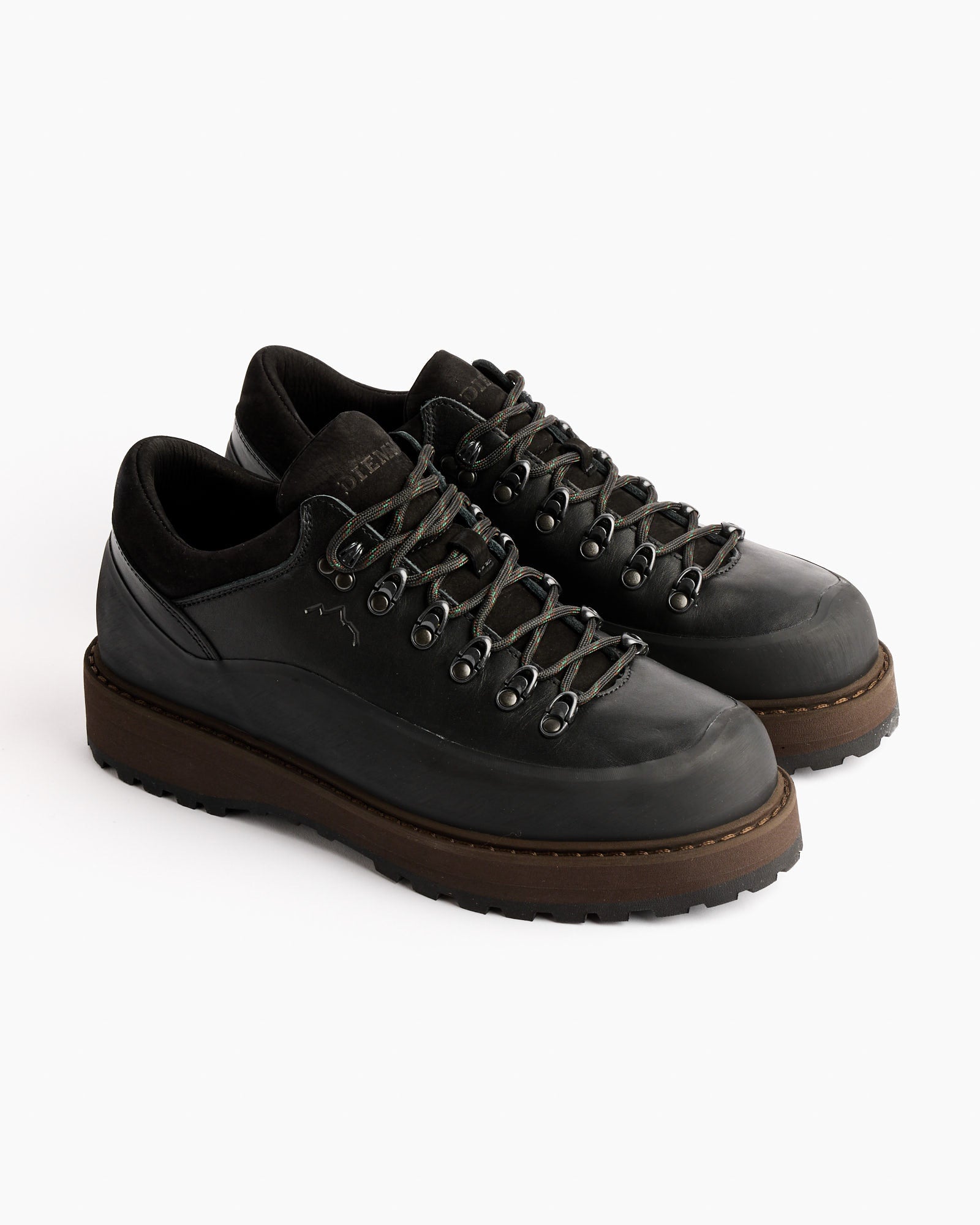 Cornaro Shoes in Black