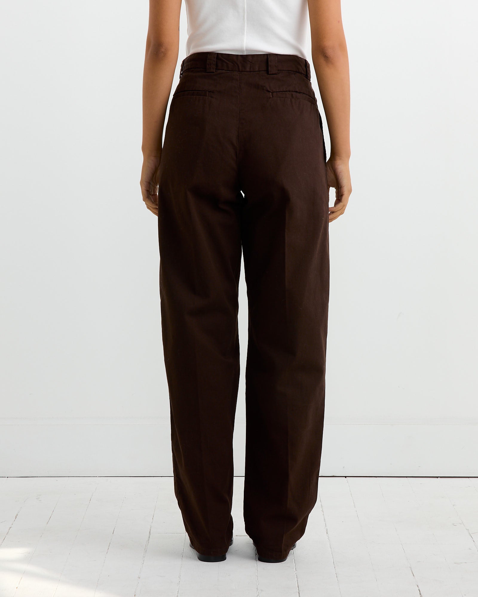 The Trousers in Raisin