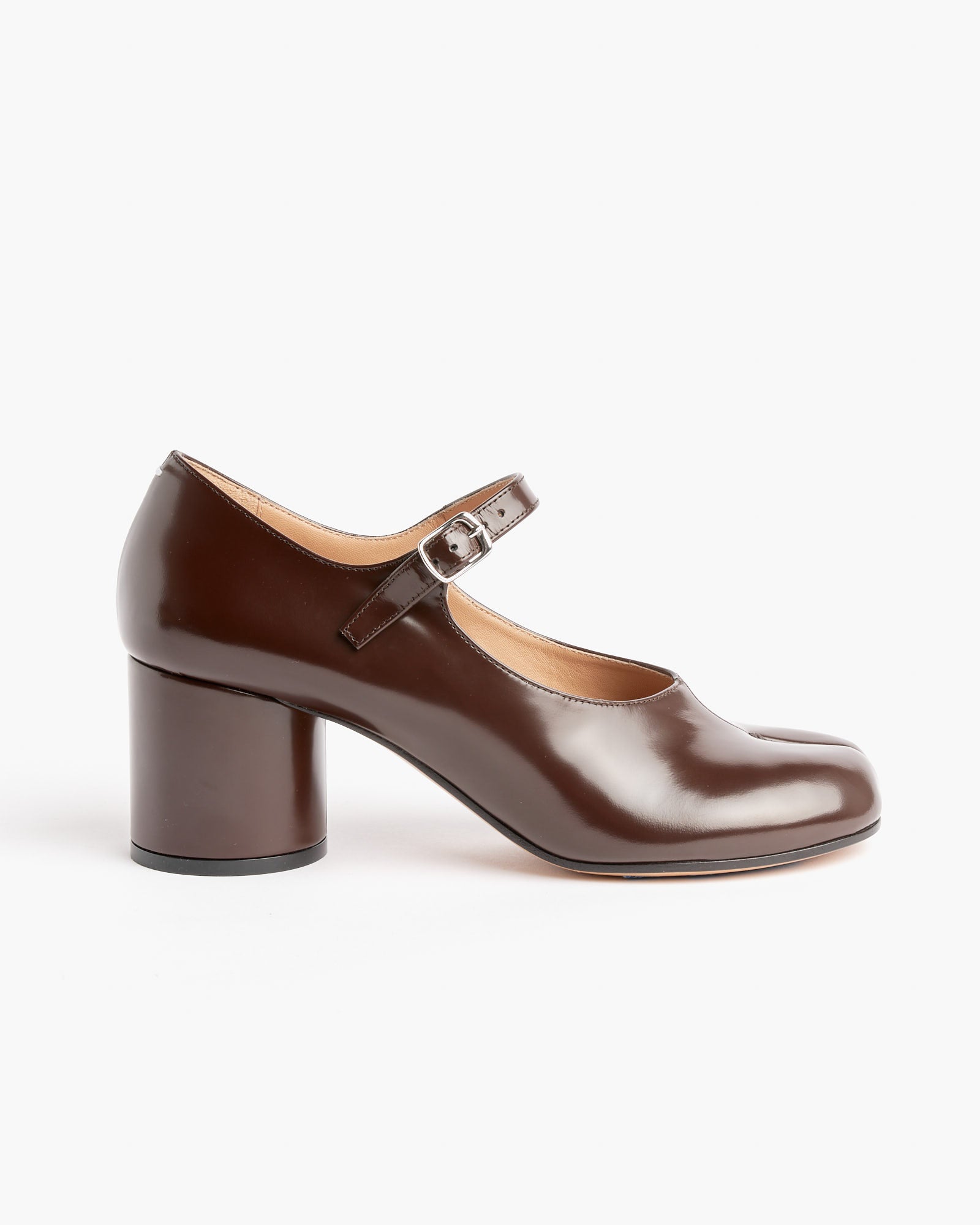 Tabi Mary Jane in Brown