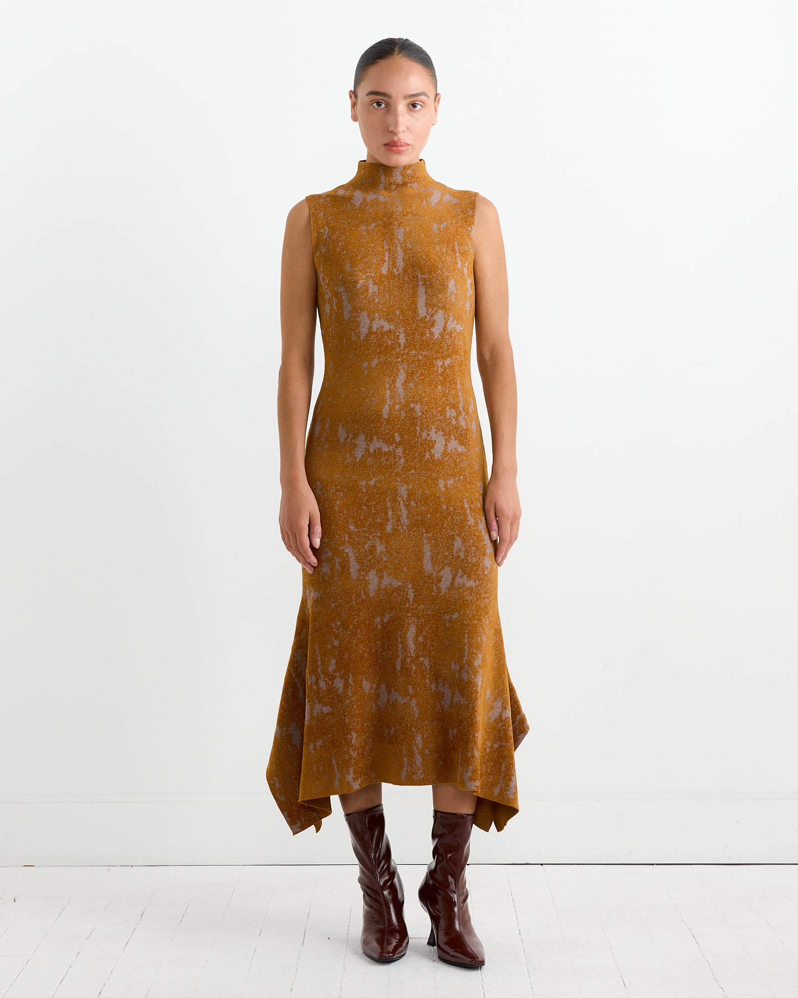 Pauliina Dress in Old Gold