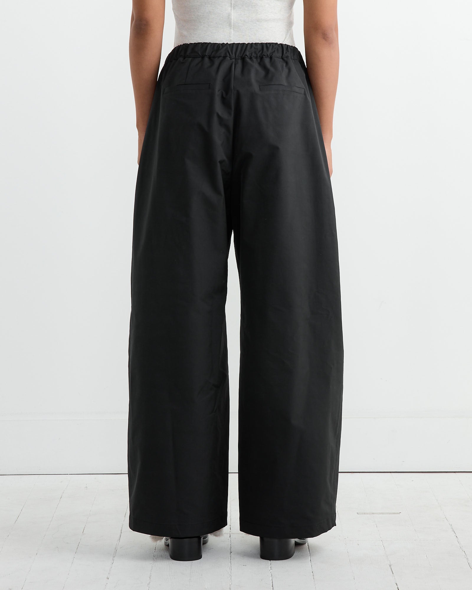 Amomento Two Tuck Balloon Pant Black - Black / 1 (262462)