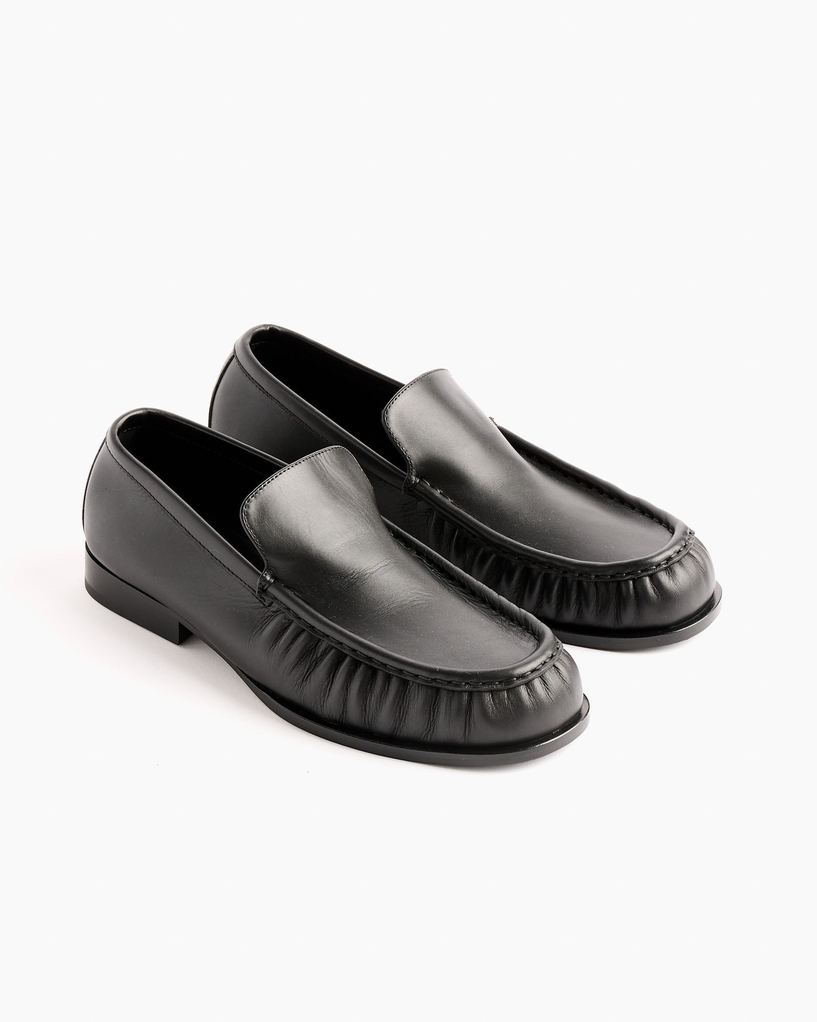 Loafer in Black