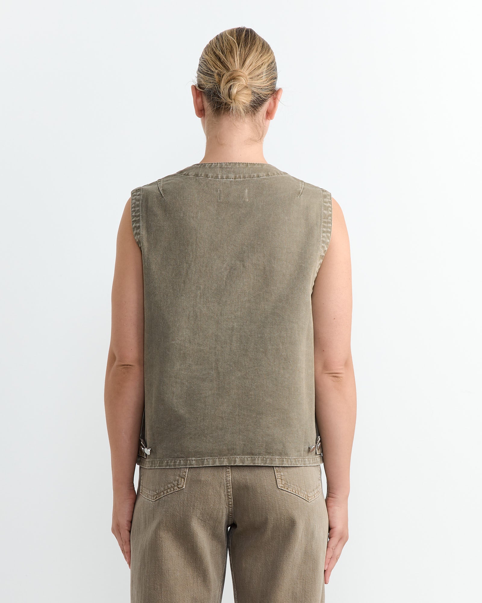 Lemaire Sleeveless Gilet Snow Olive - Snow Olive / 34 (263218)