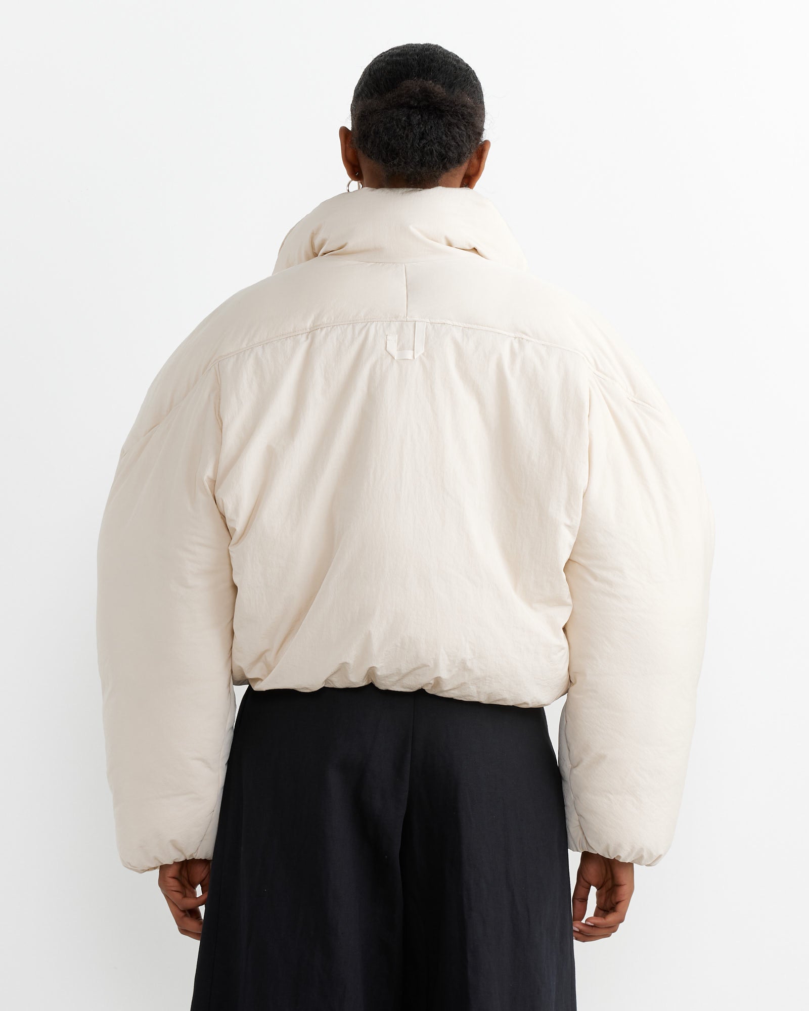 Le Doudoune Courte Caraco Jacket in Off White