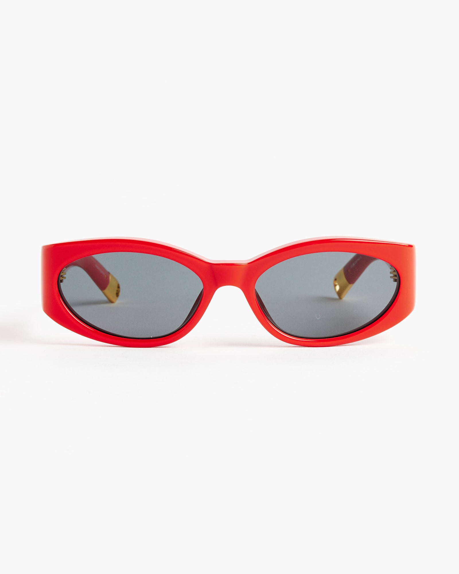 Les Lunettes Ovalo Sunglasses in Red