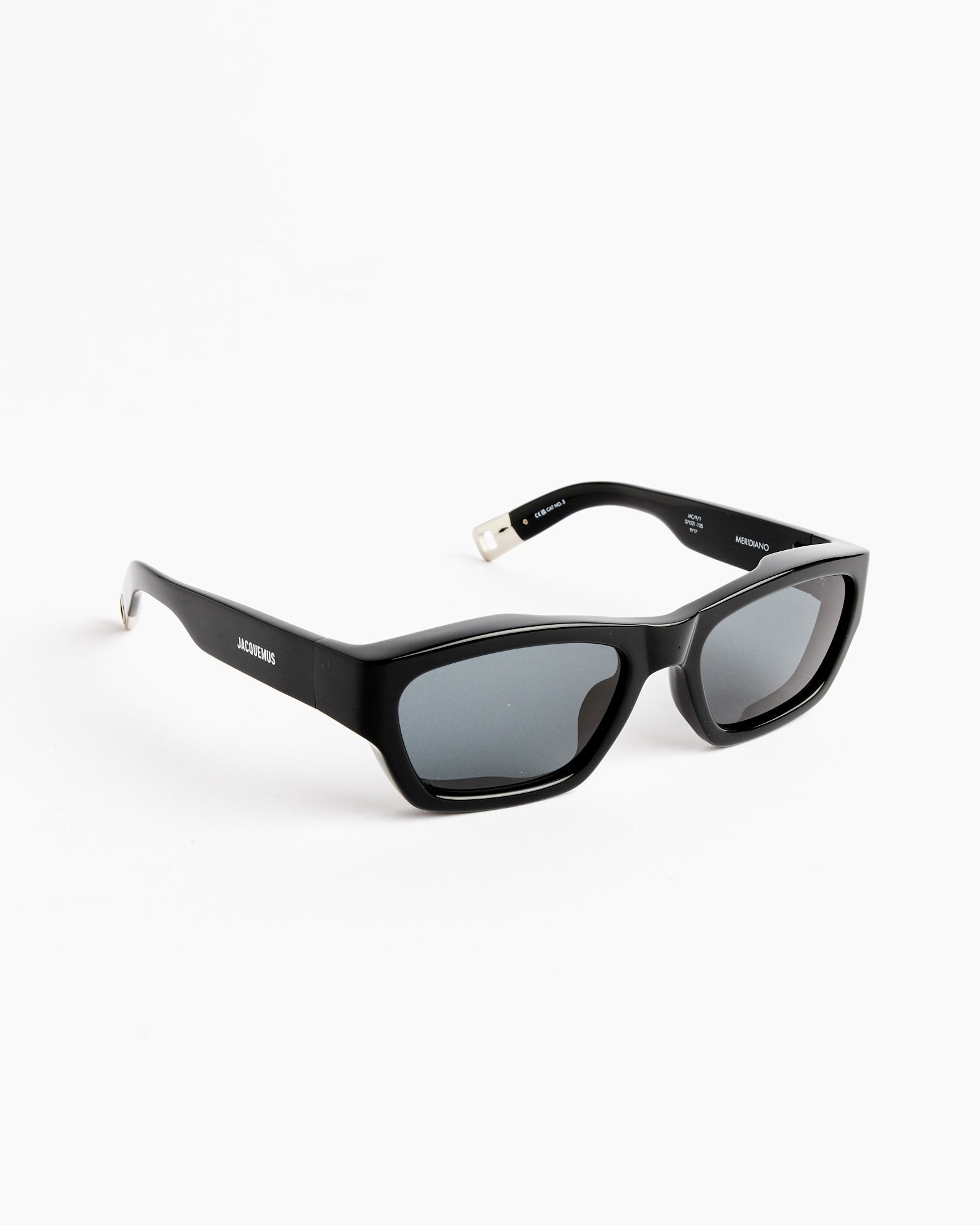 Les Lunettes Meridiano Sunglasses in Black