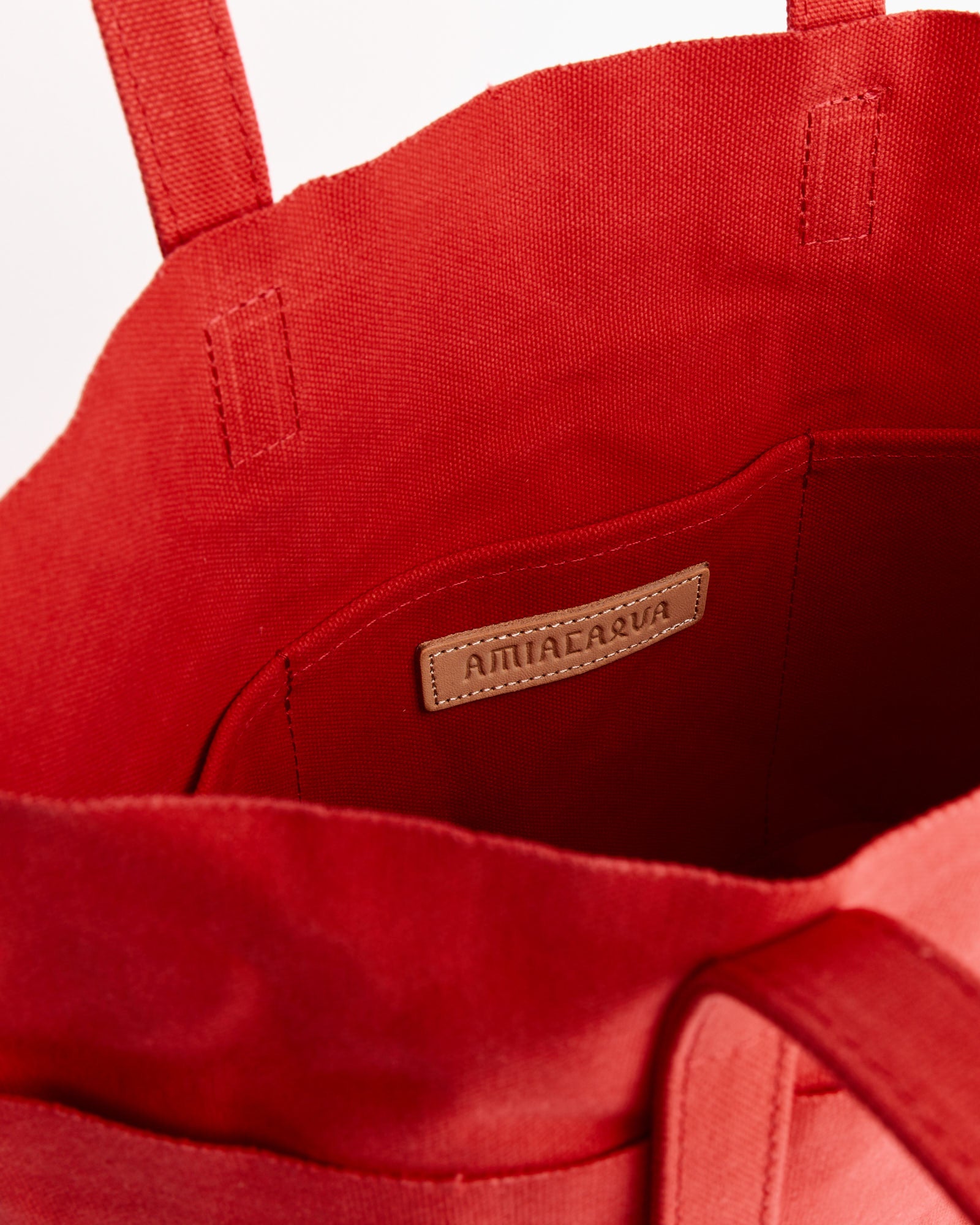 Washed Canvas 6 Pockets Tote in Red