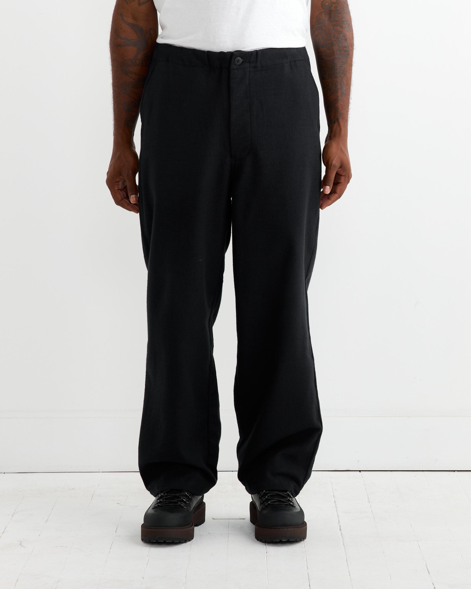 Wool Mix Easy Pant in Black Navy