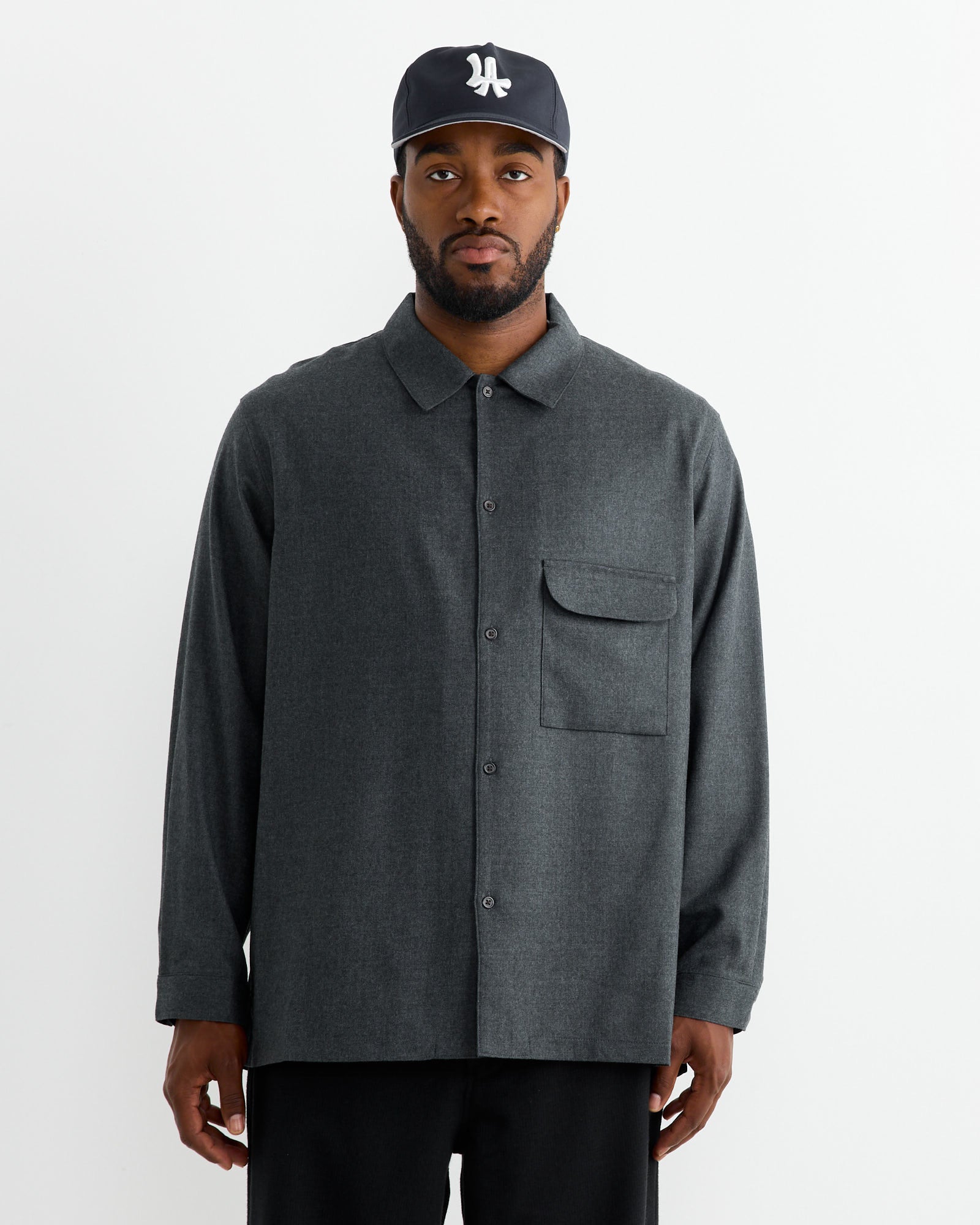 Flat Bottom Wool Shirt in Blue Charcoal