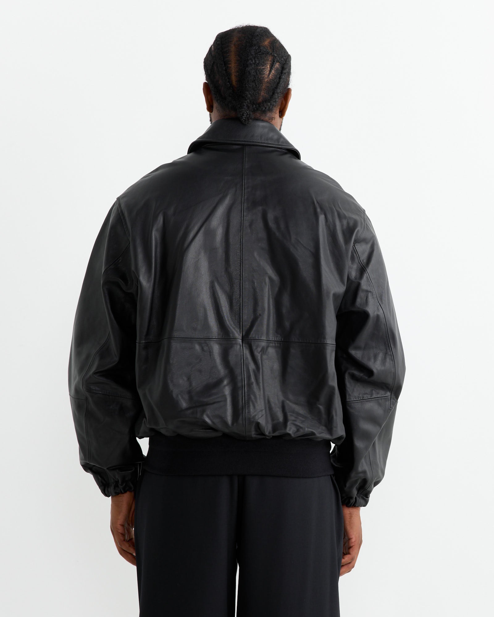 St. 921 Jacket in Black