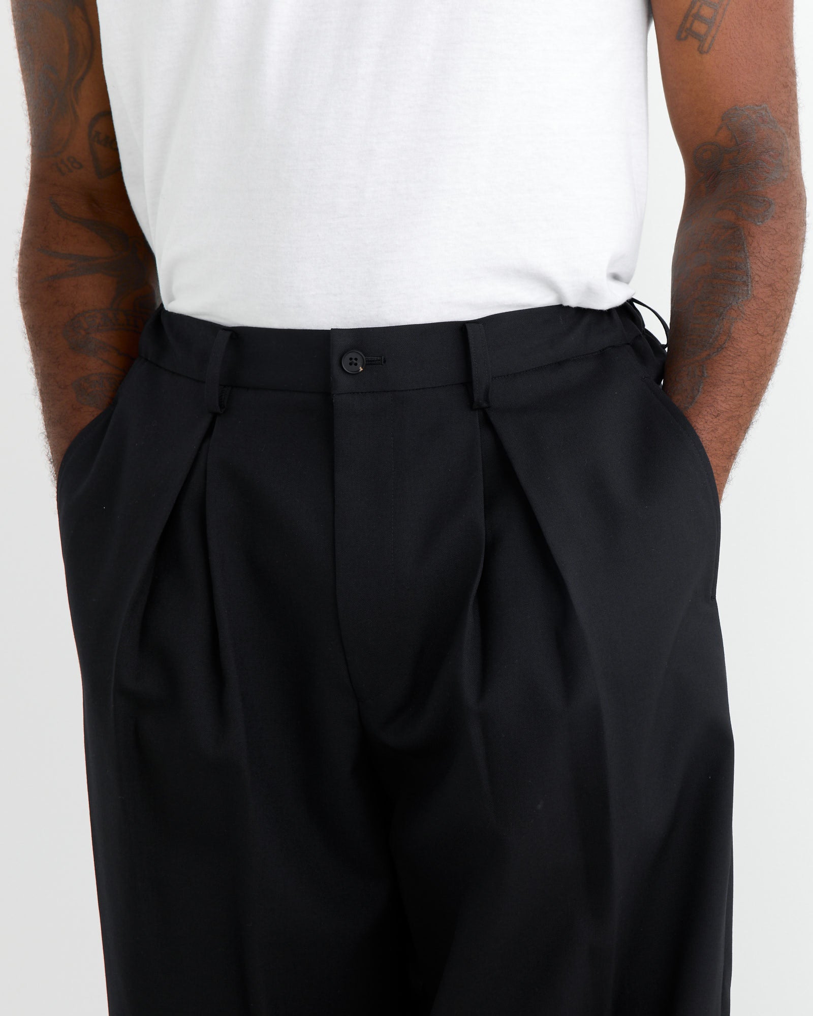 St. 958 Pant in Black