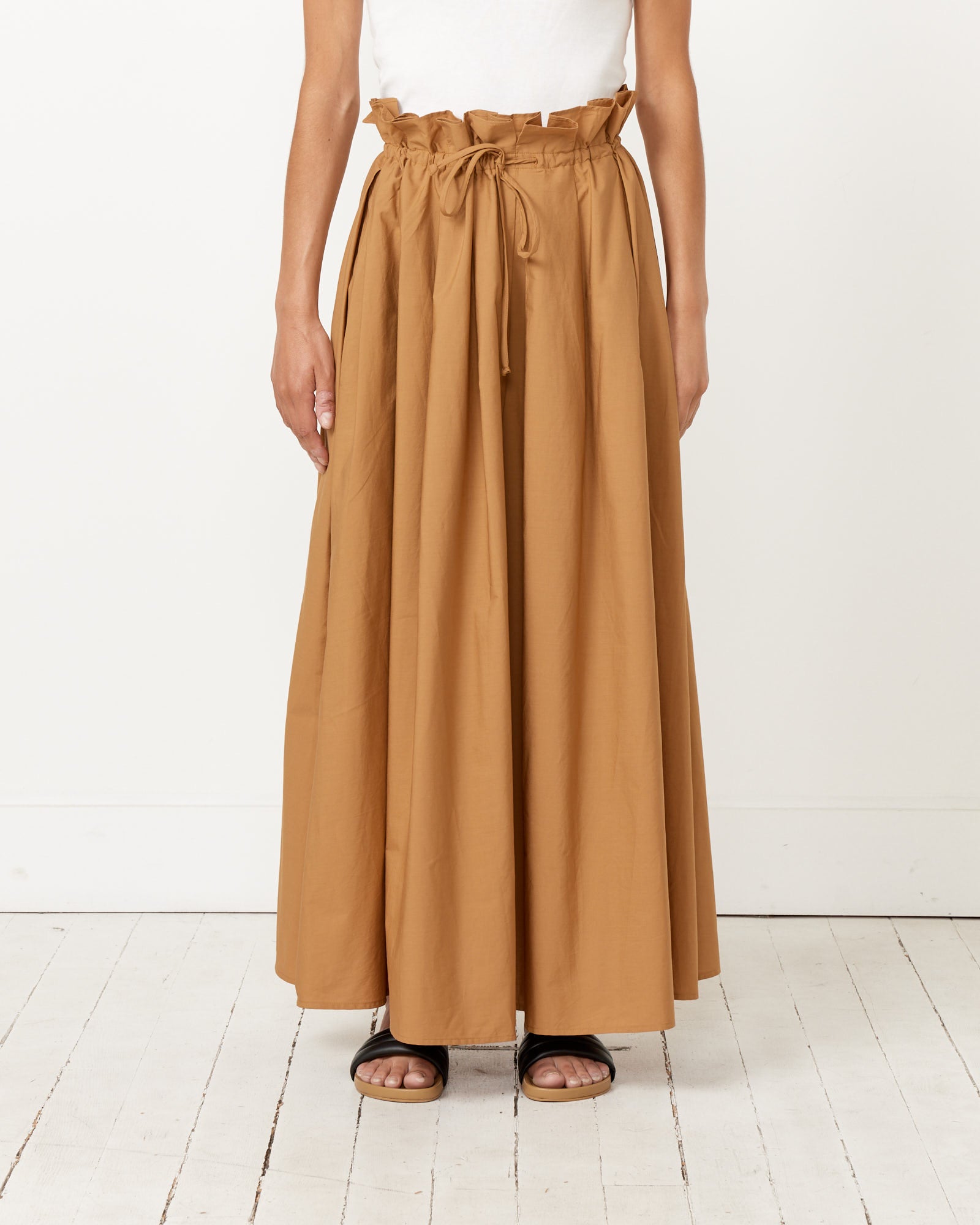 Parachute Skirt in Camel