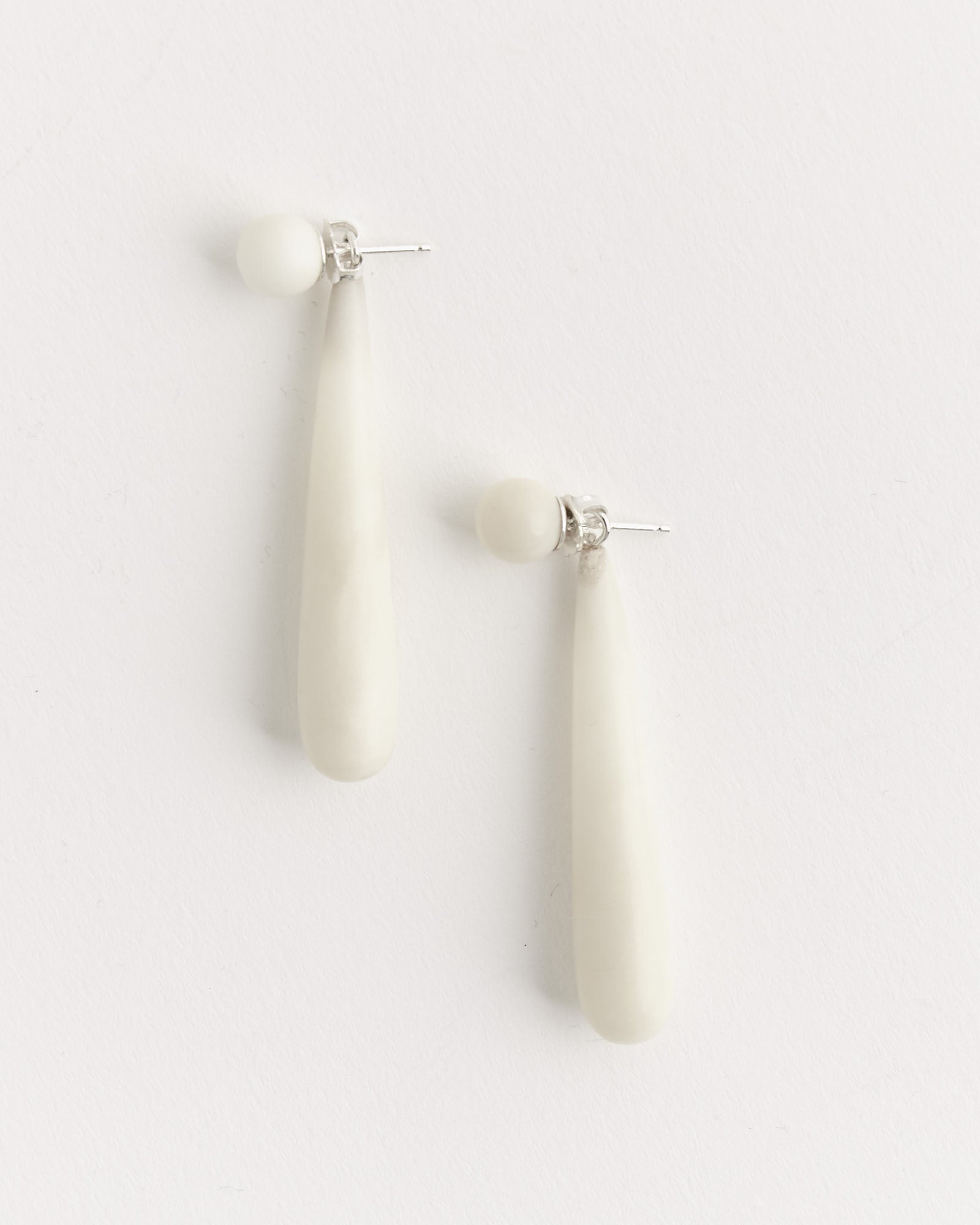 Medium Angelika Earrings in Vegetable Ivory