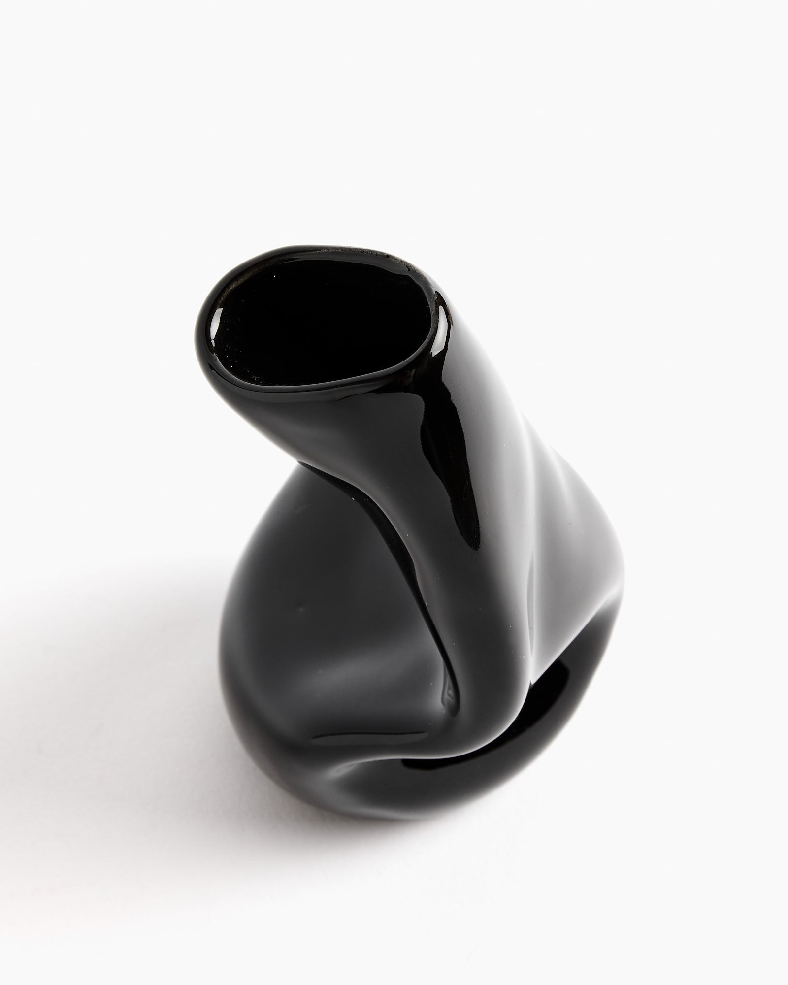 Small Solitude Vessel in Gloss Black