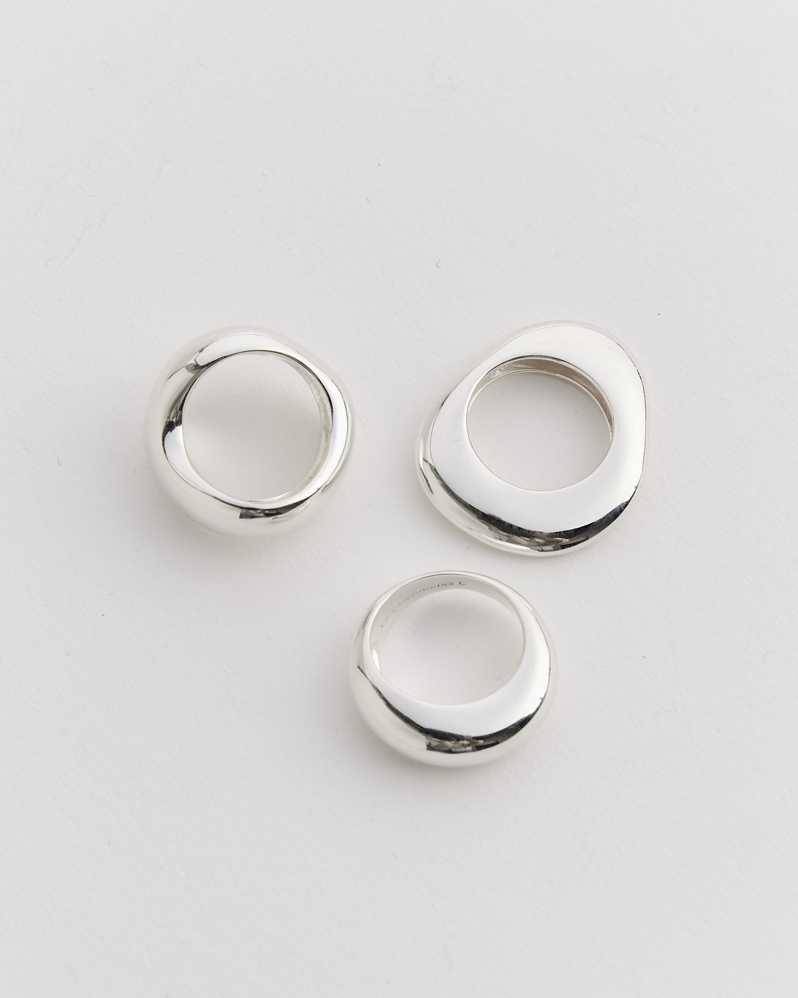 Post-Capital Set Of 3 Rings in Silver Plated