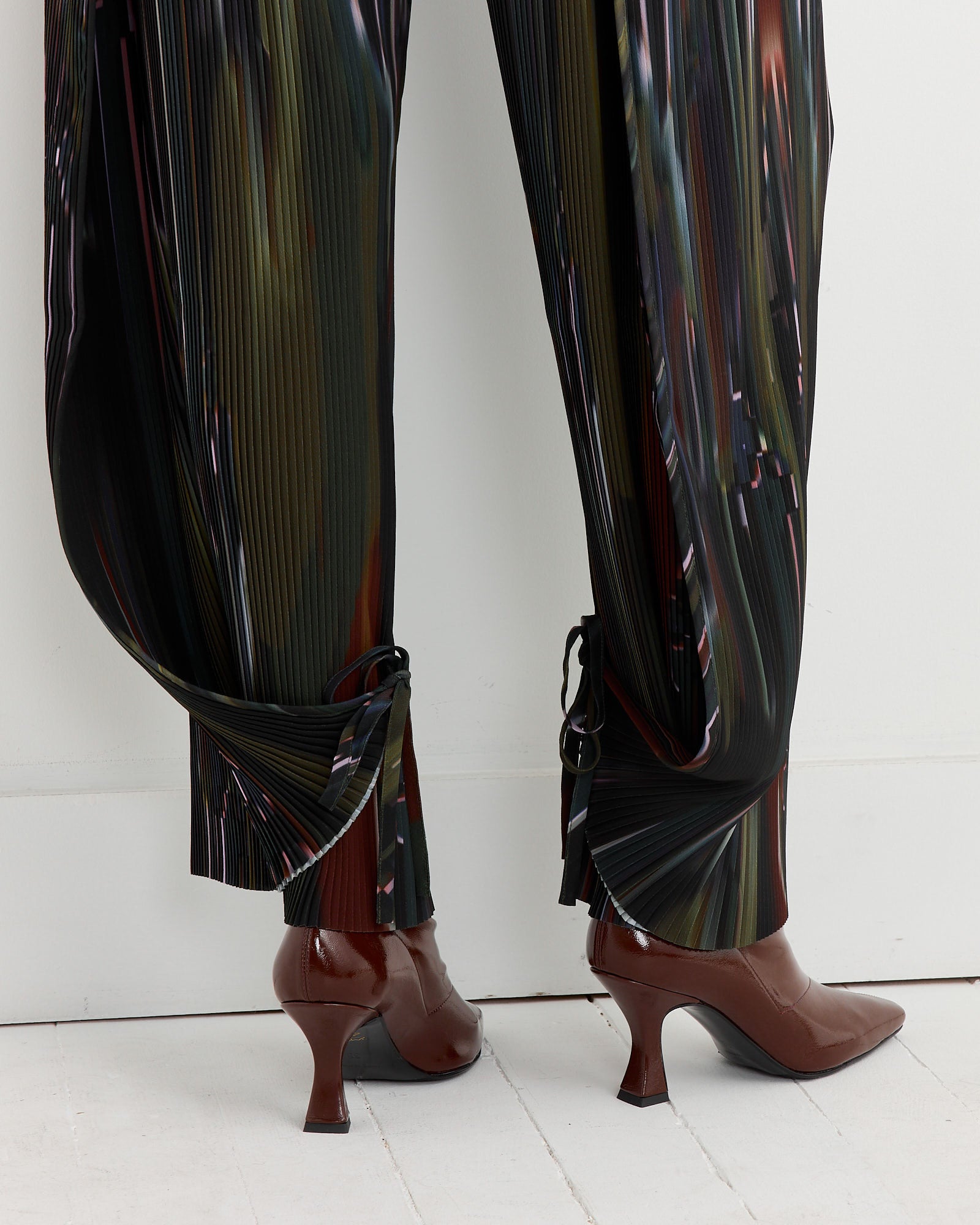 Knight Plisse Pant in Dark Tetris Drips