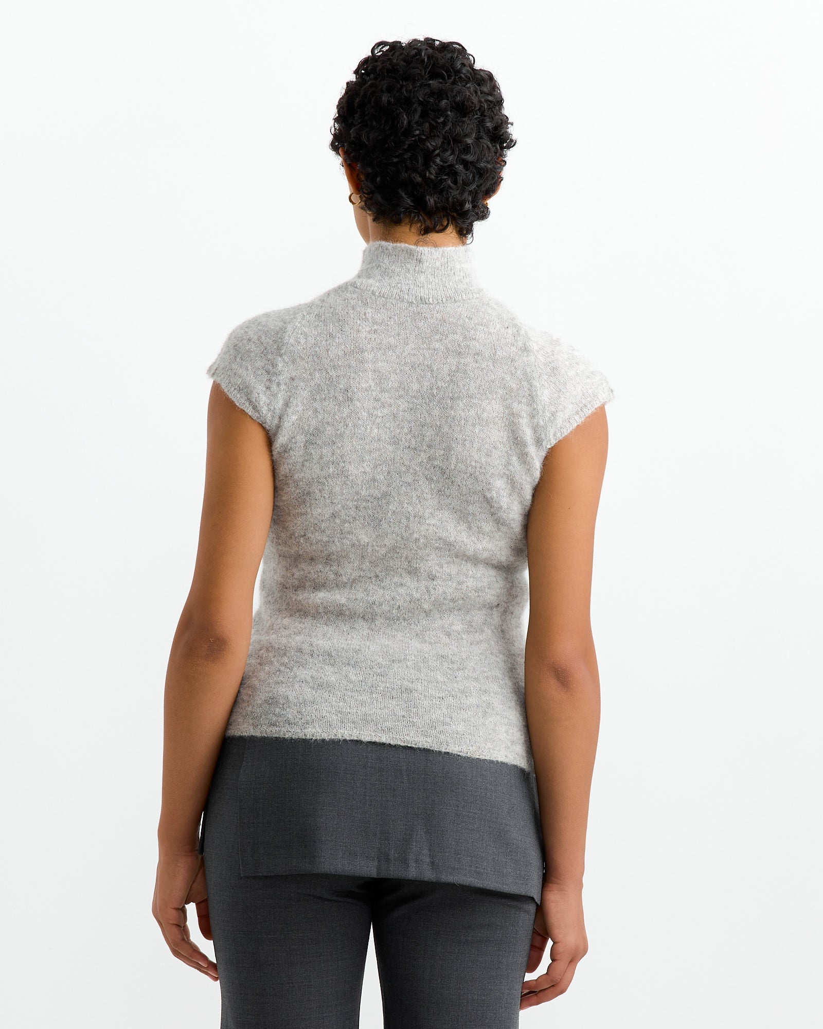 Husk Top in Grey