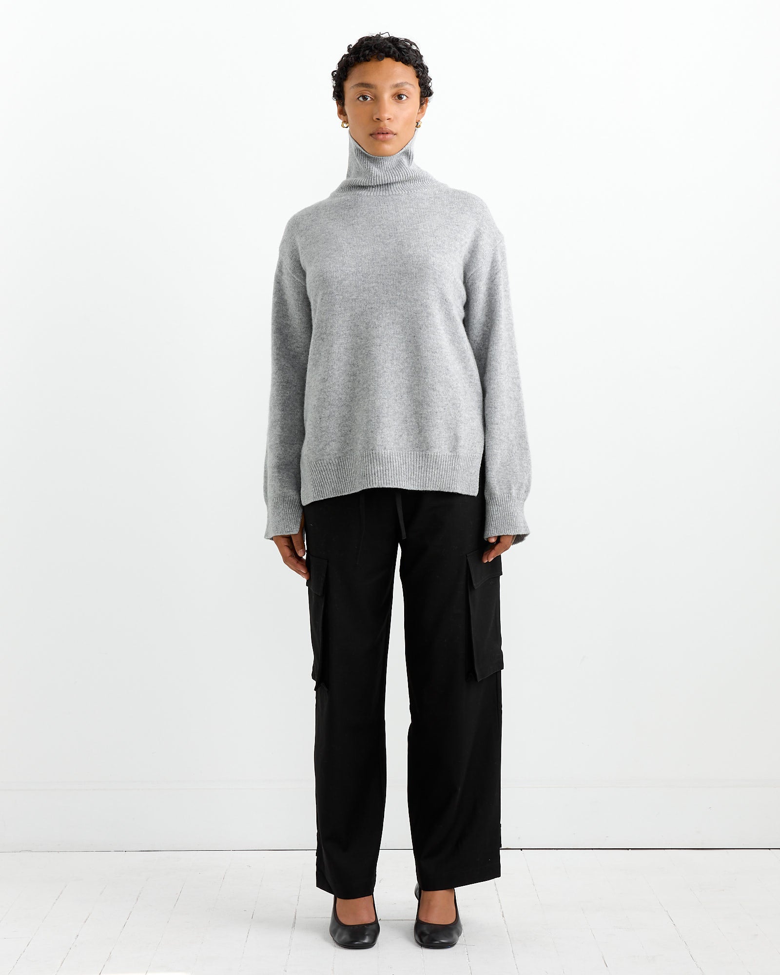 Cashmere Blend High Neck Turtleneck Knit in Grey