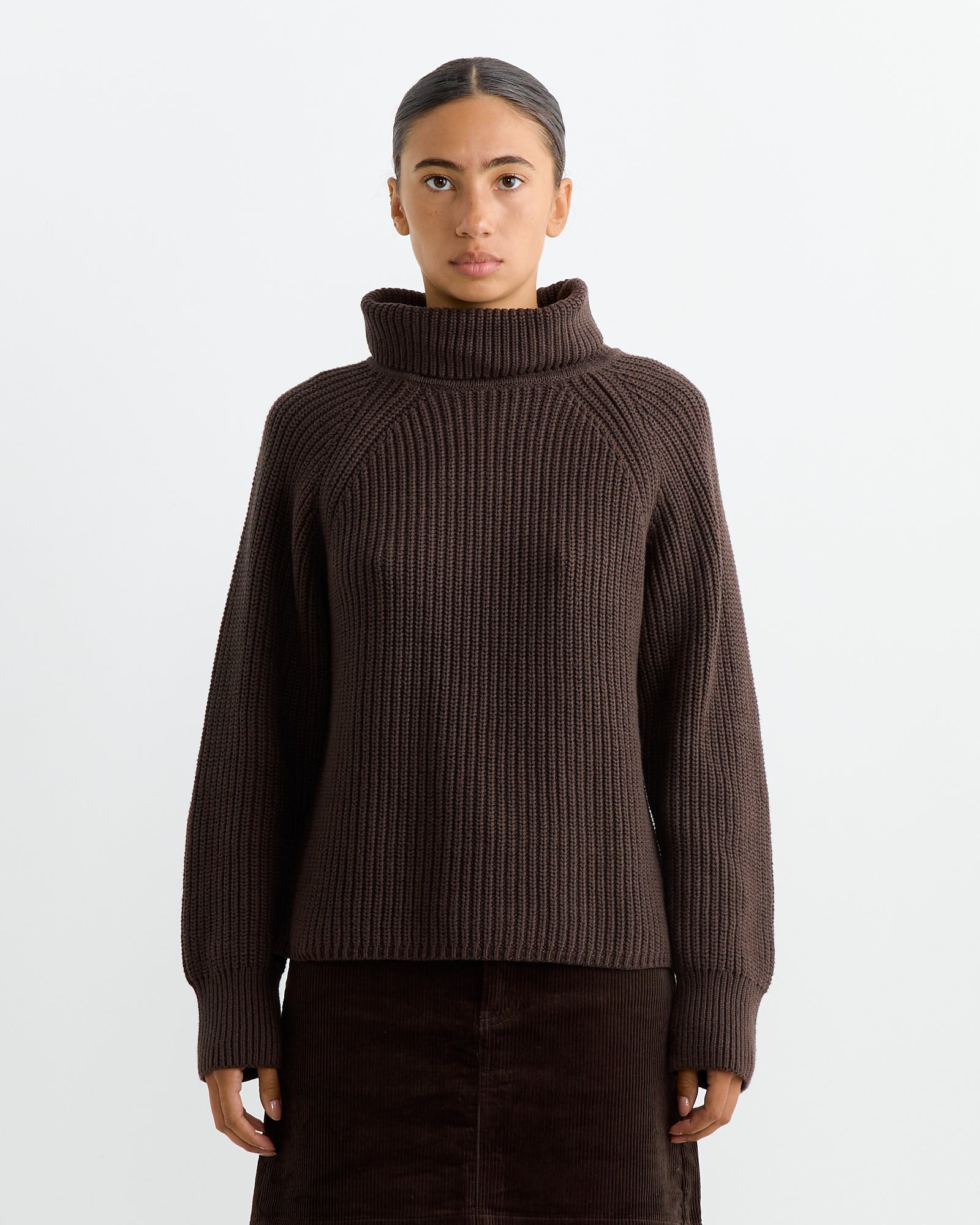 Chelsea Turtleneck in Chocolate