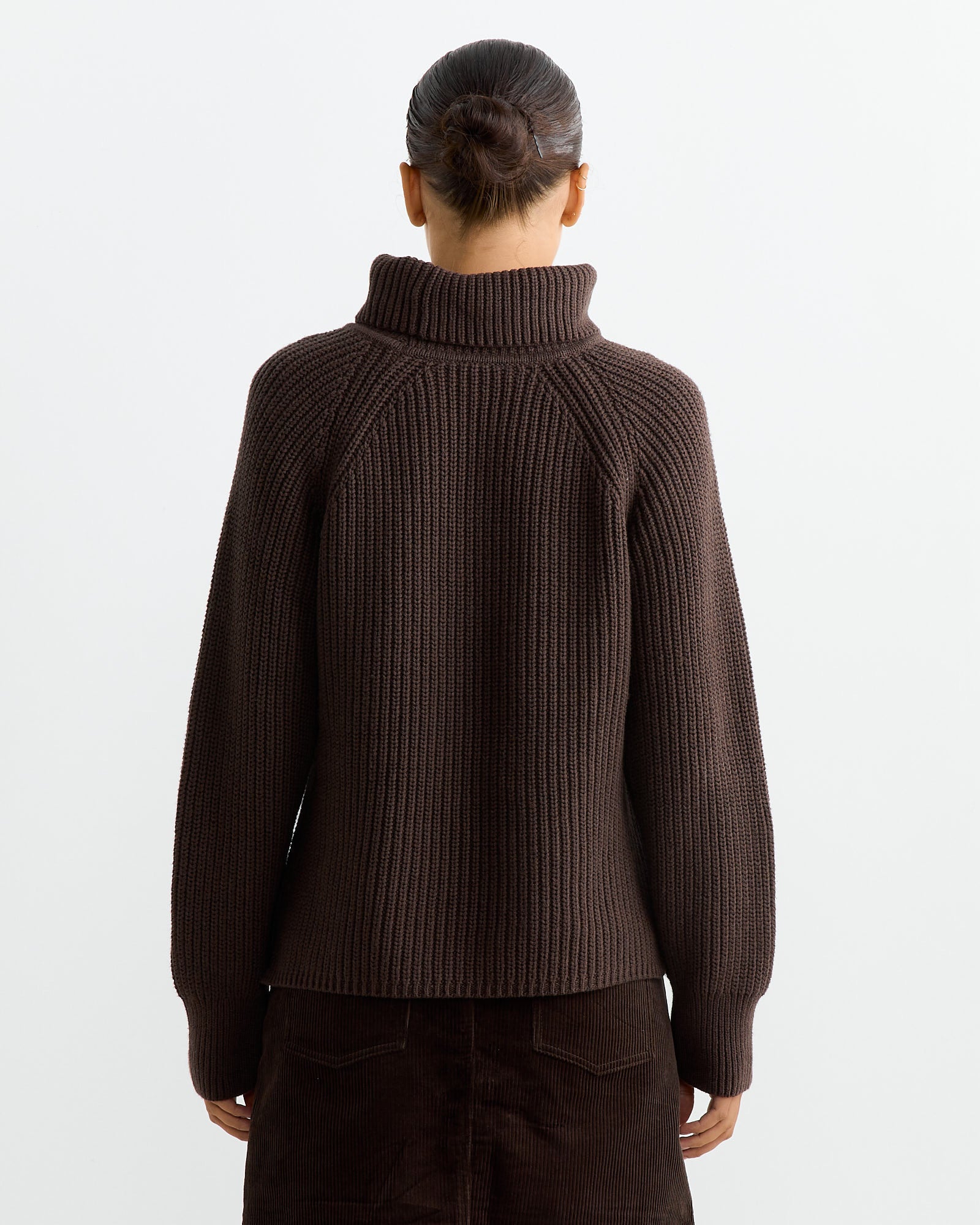 Chelsea Turtleneck in Chocolate